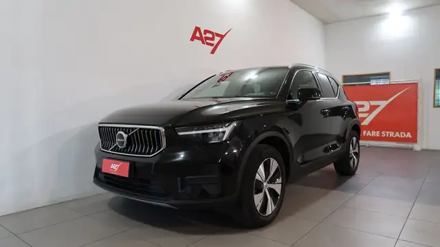 Volvo XC40 view 21