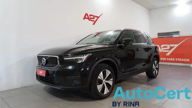 2023 Volvo XC40 in Black for sale