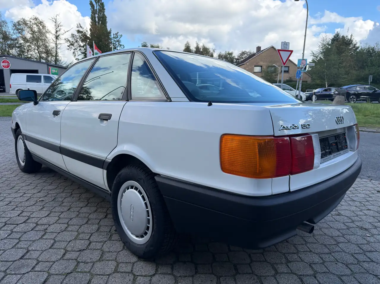 Audi 80 1.8 B3 *nur 102 TKM*HU/AU 4/2028*H-Kennzeichen*SSD*, foto 8