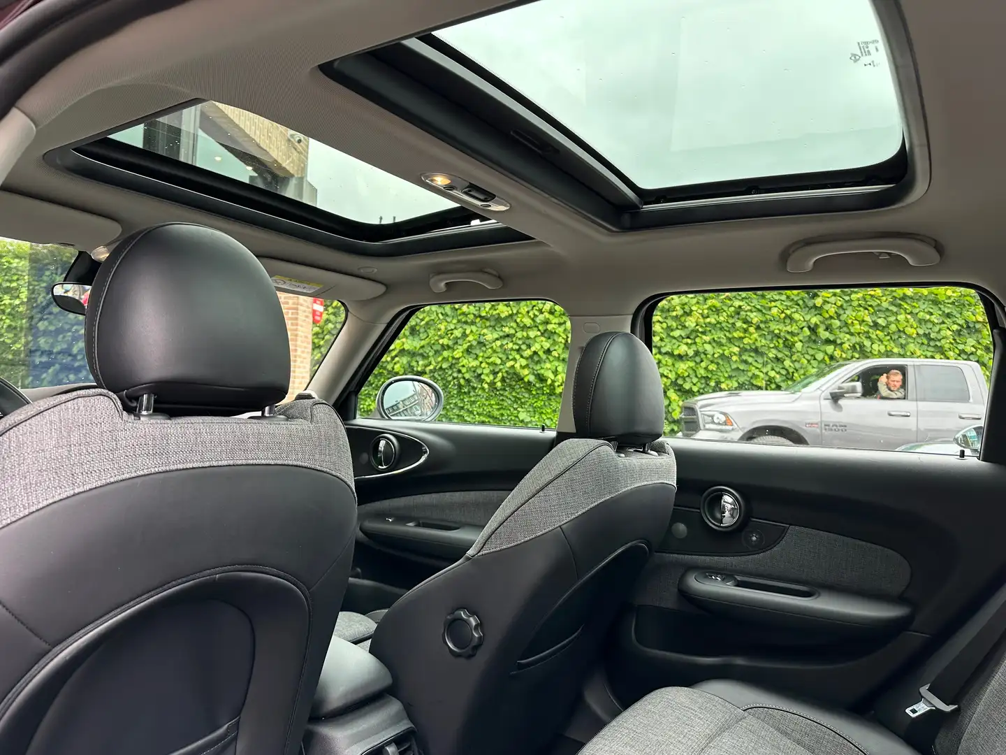 MINI Cooper Clubman 1.5A I Pano I Auto I Navi I Harman/K I Carnet Mini Fialová - 2
