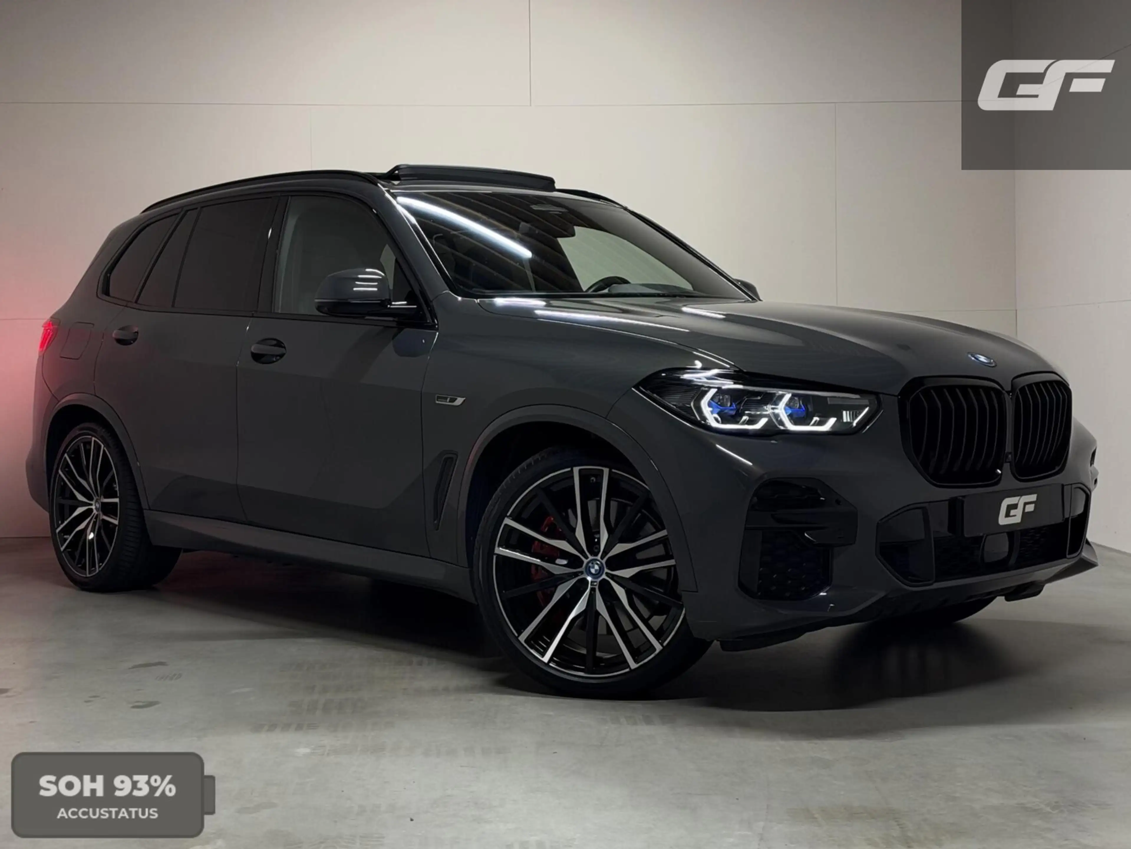 BMW X5 xDrive45e M-Sport Individual Dravitgrau Pano Laser