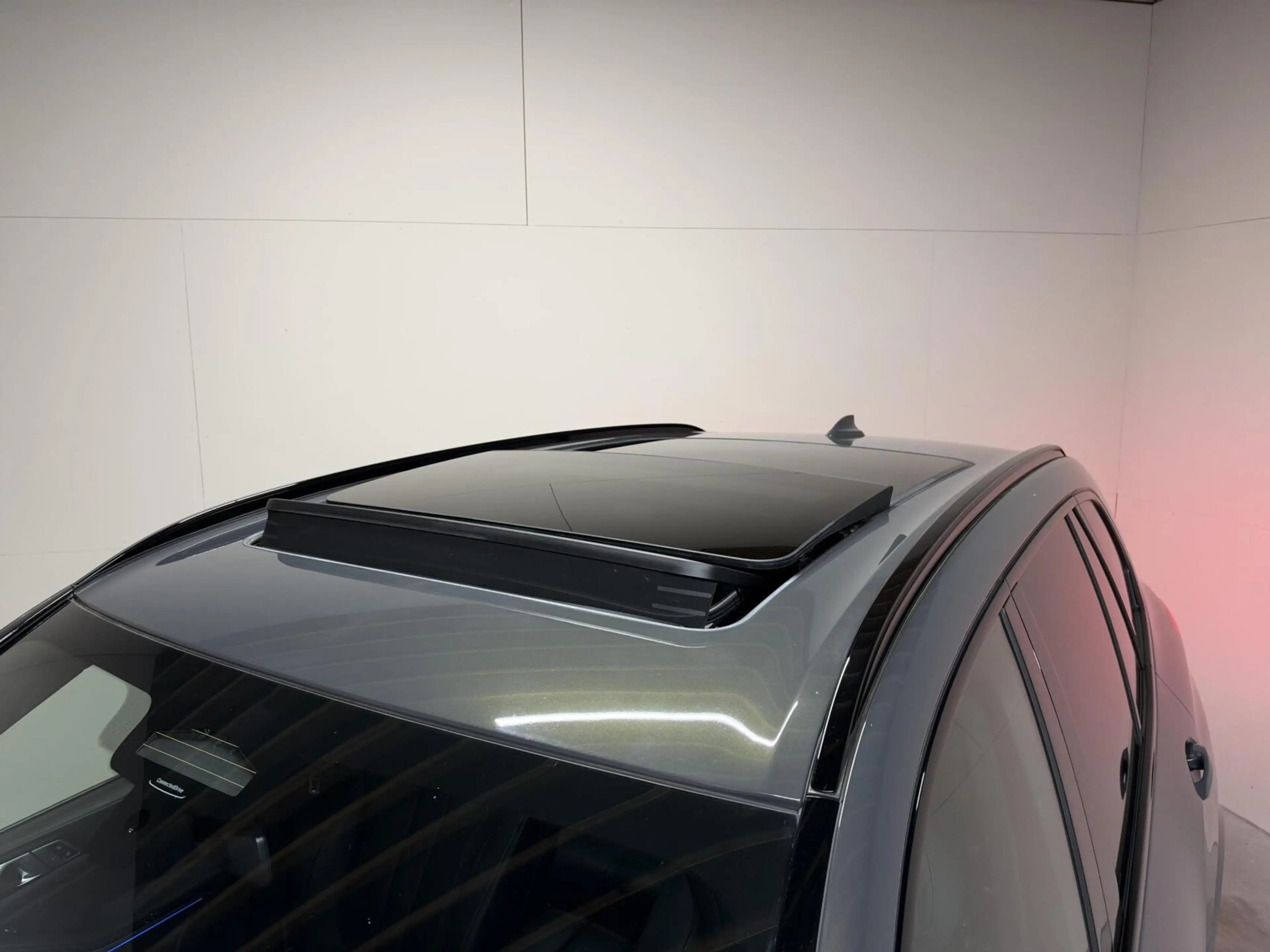 BMW X5 xDrive45e M-Sport Individual Dravitgrau Pano Laser — photo 12