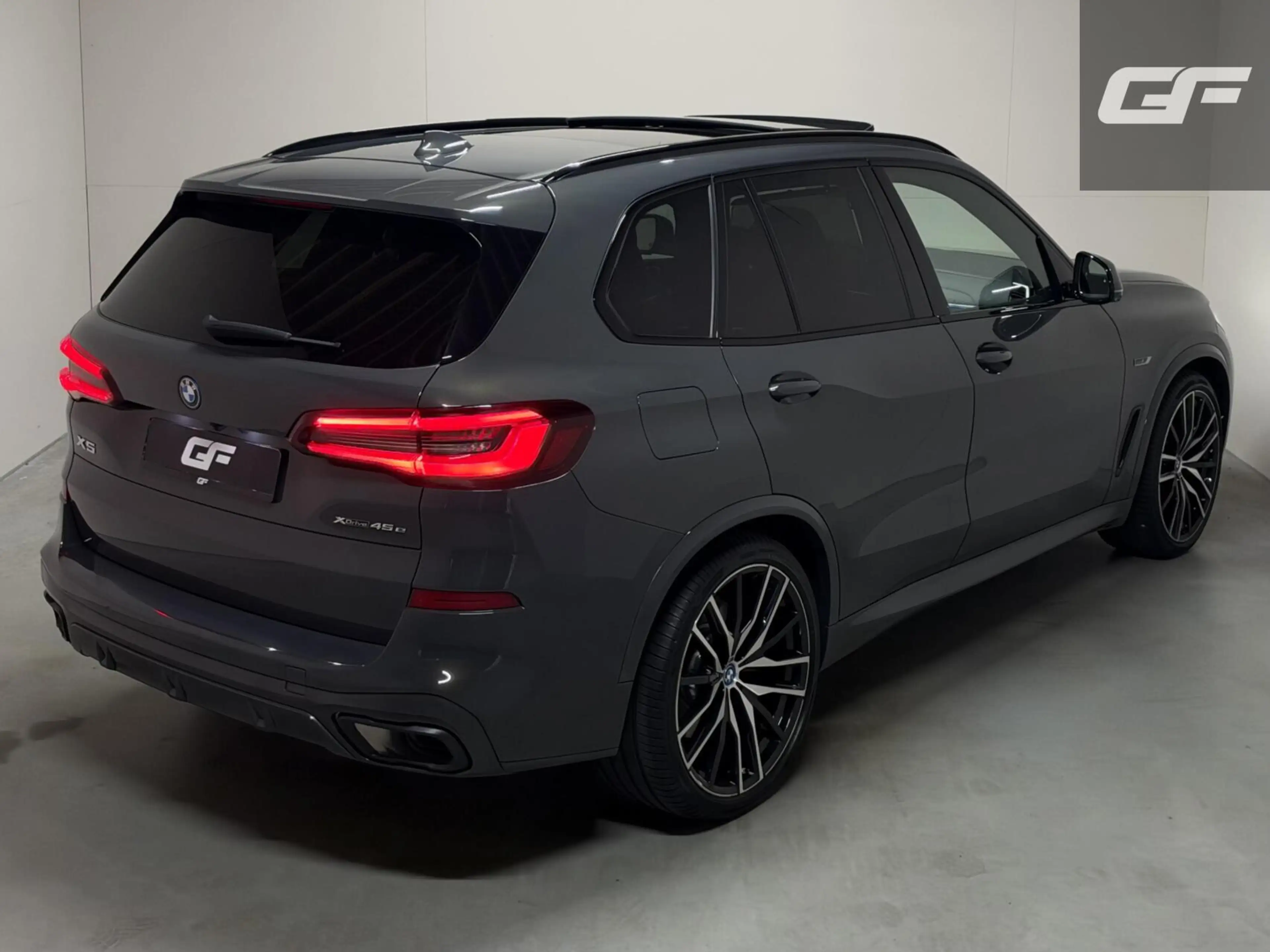 BMW X5 xDrive45e M-Sport Individual Dravitgrau Pano Laser — photo 5