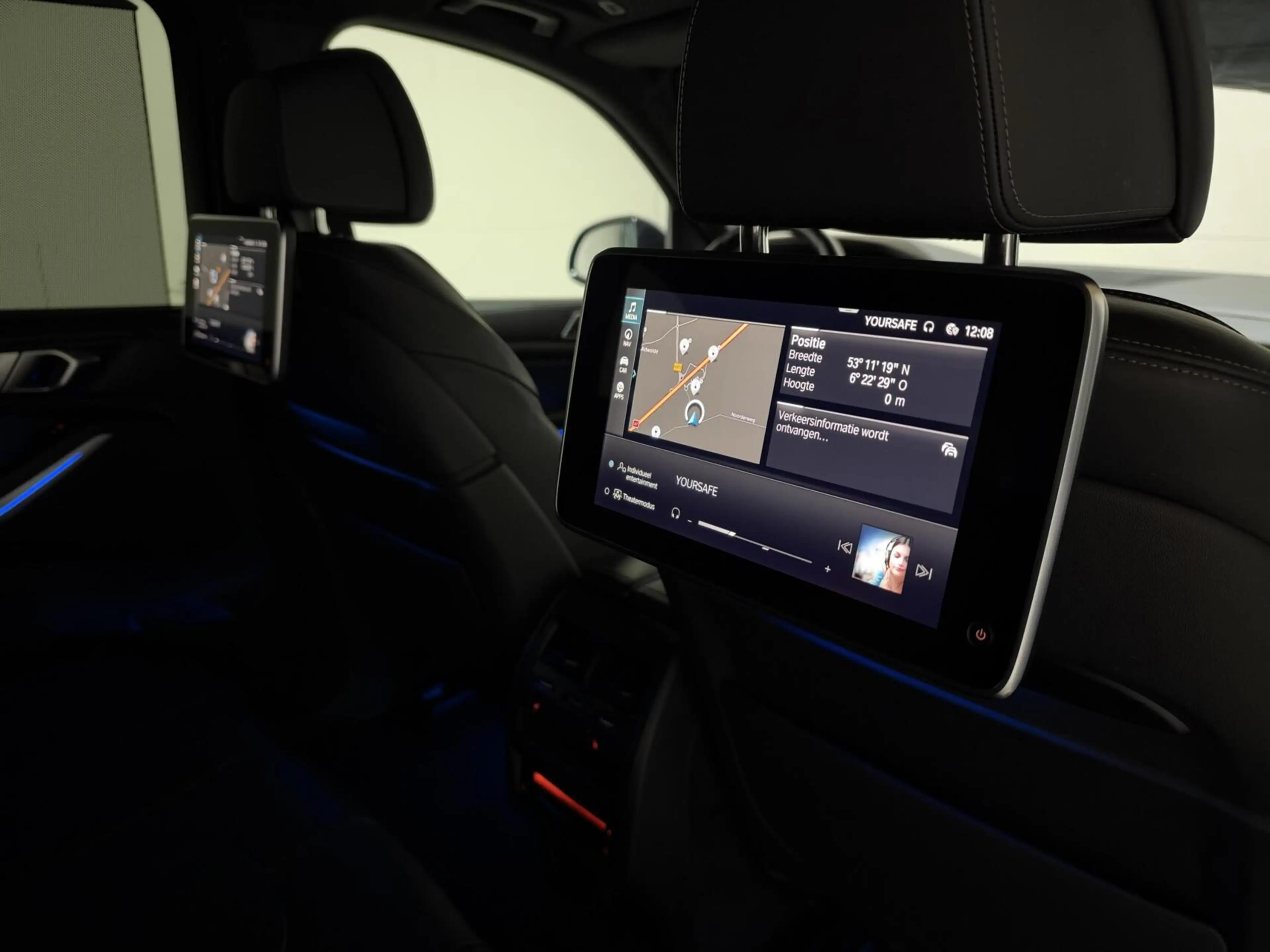 BMW X5 xDrive45e M-Sport Individual Dravitgrau Pano Laser — photo 22