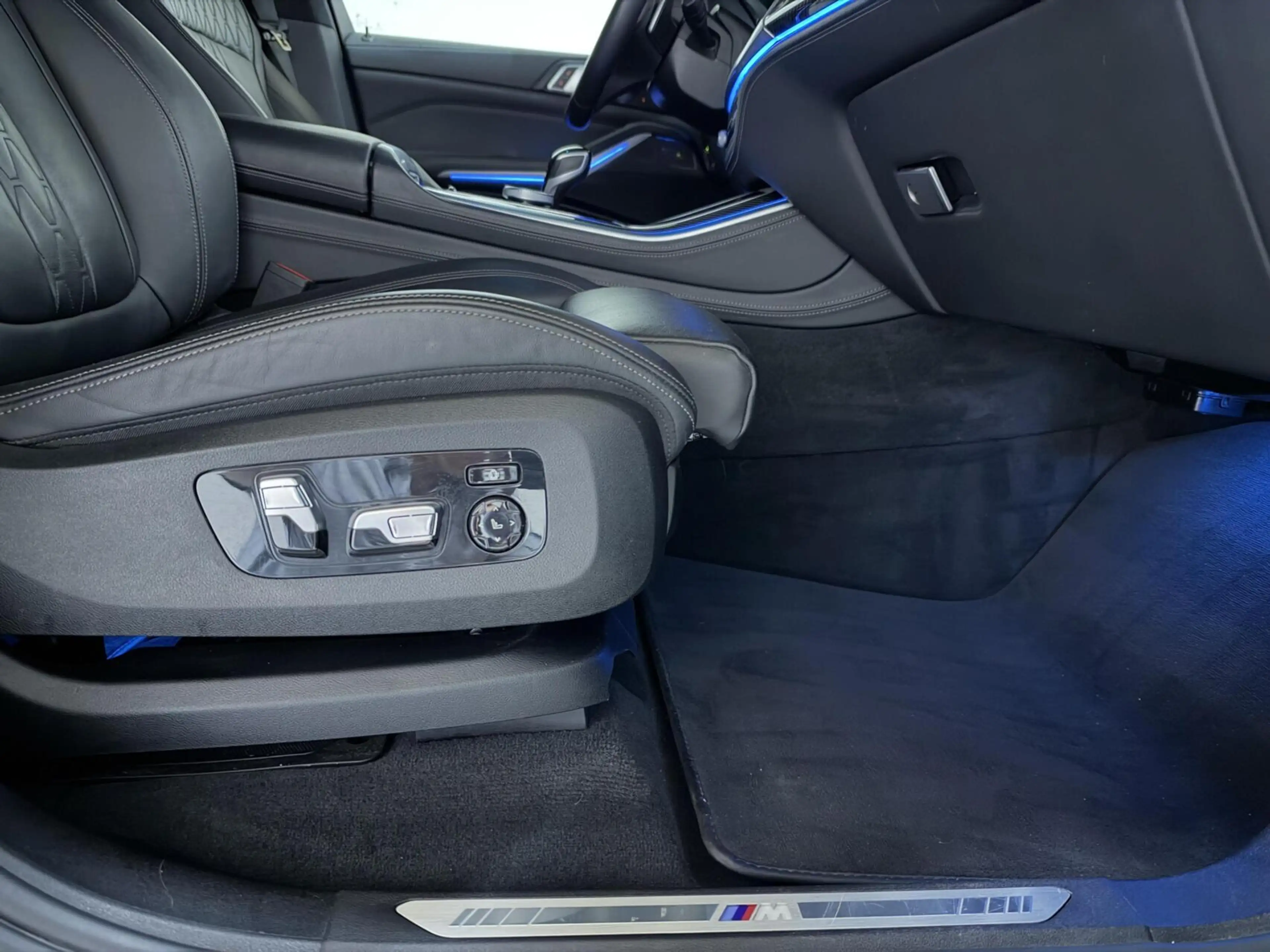 BMW X5 xDrive45e M-Sport Individual Dravitgrau Pano Laser — photo 25