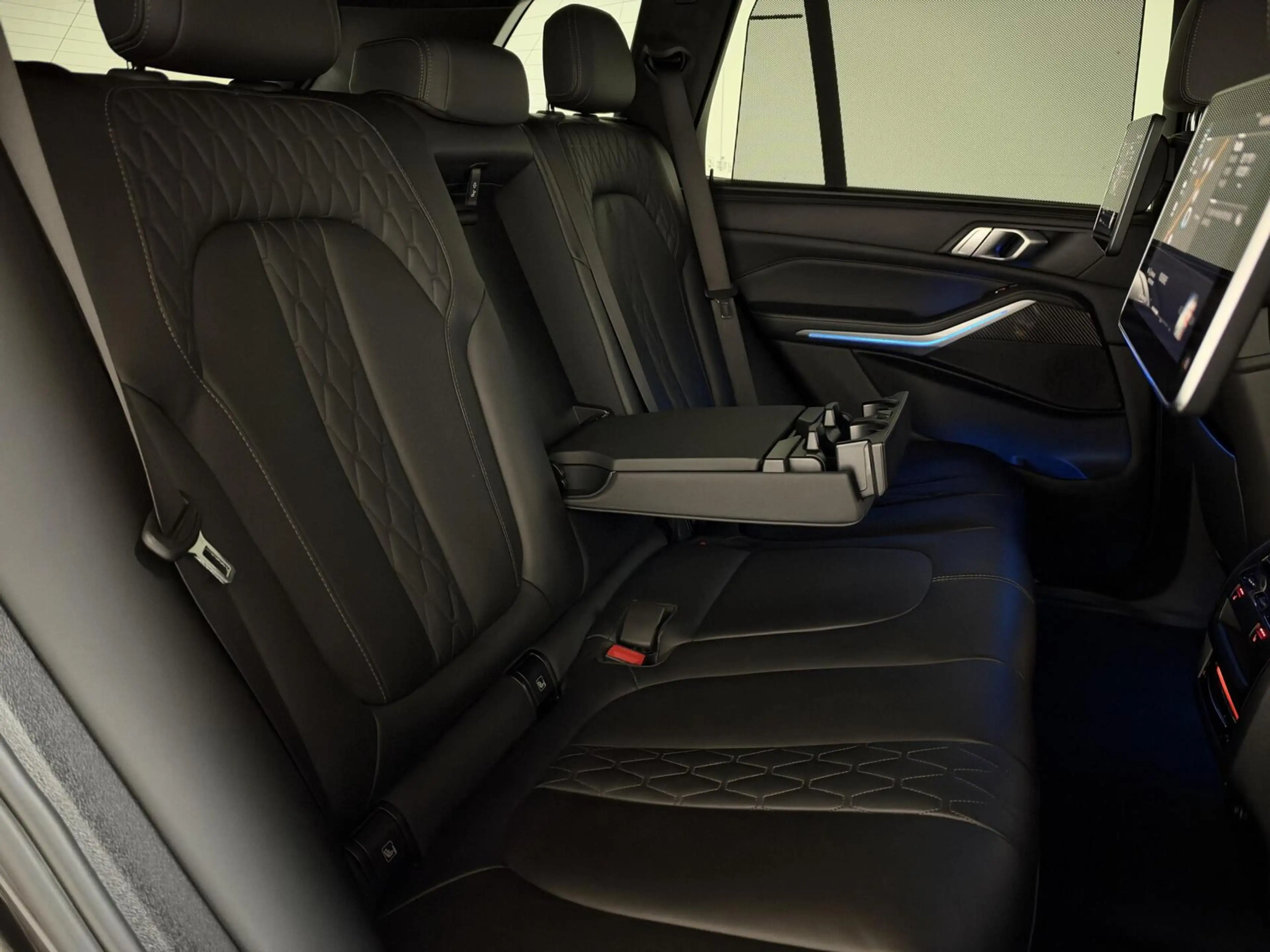 BMW X5 xDrive45e M-Sport Individual Dravitgrau Pano Laser — photo 31
