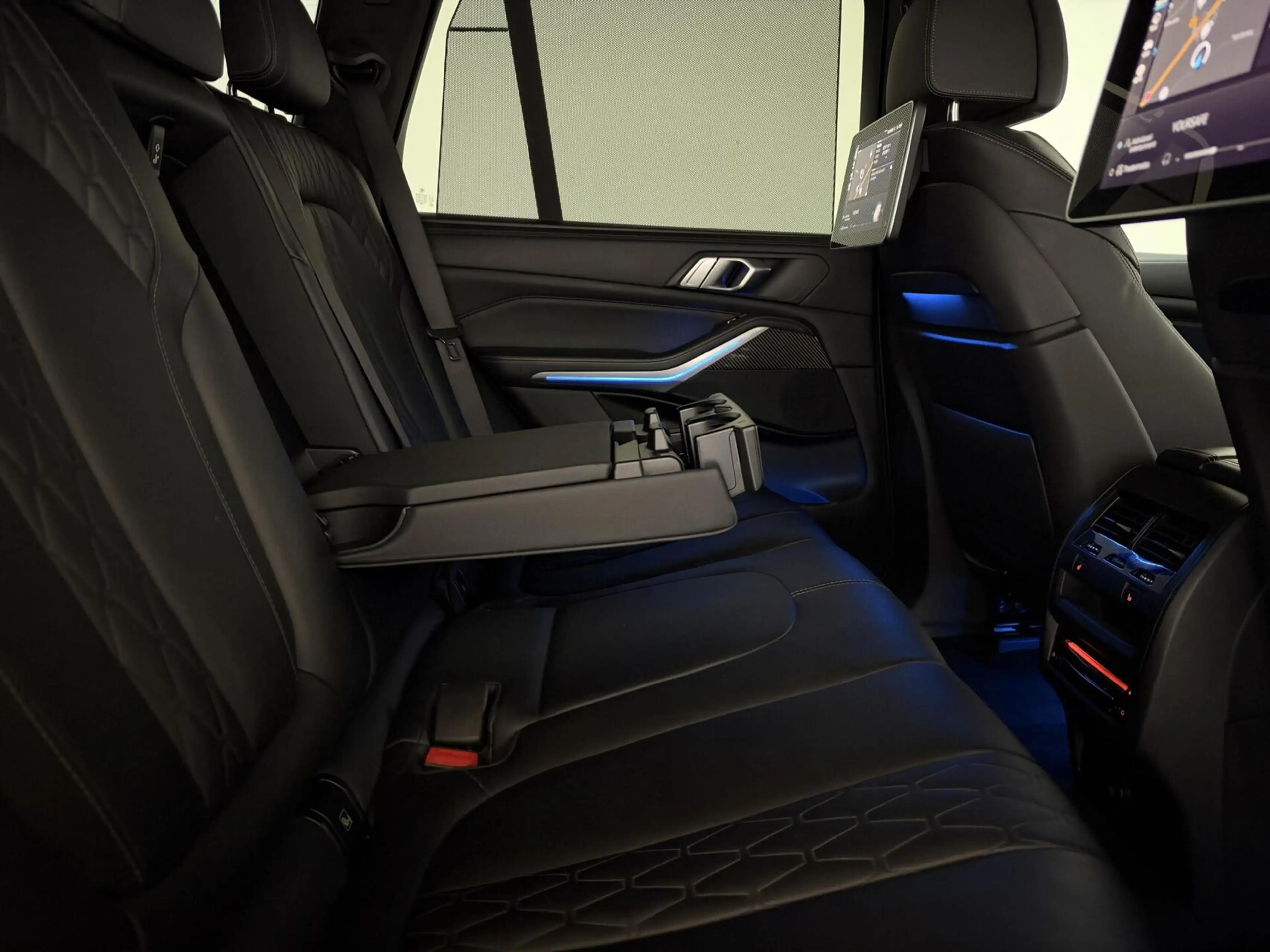 BMW X5 xDrive45e M-Sport Individual Dravitgrau Pano Laser — photo 29