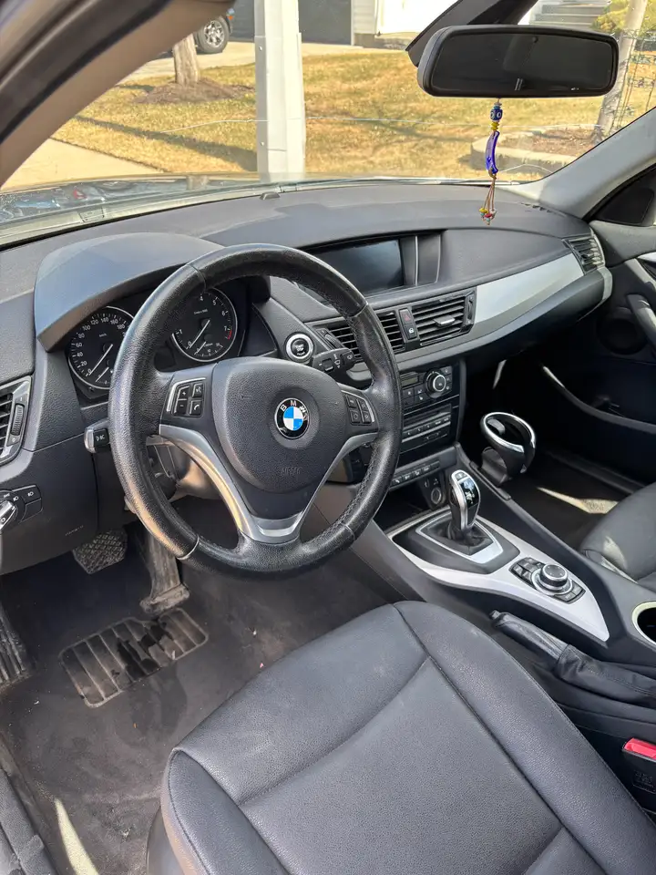BMW X1 снимка BMW X1
