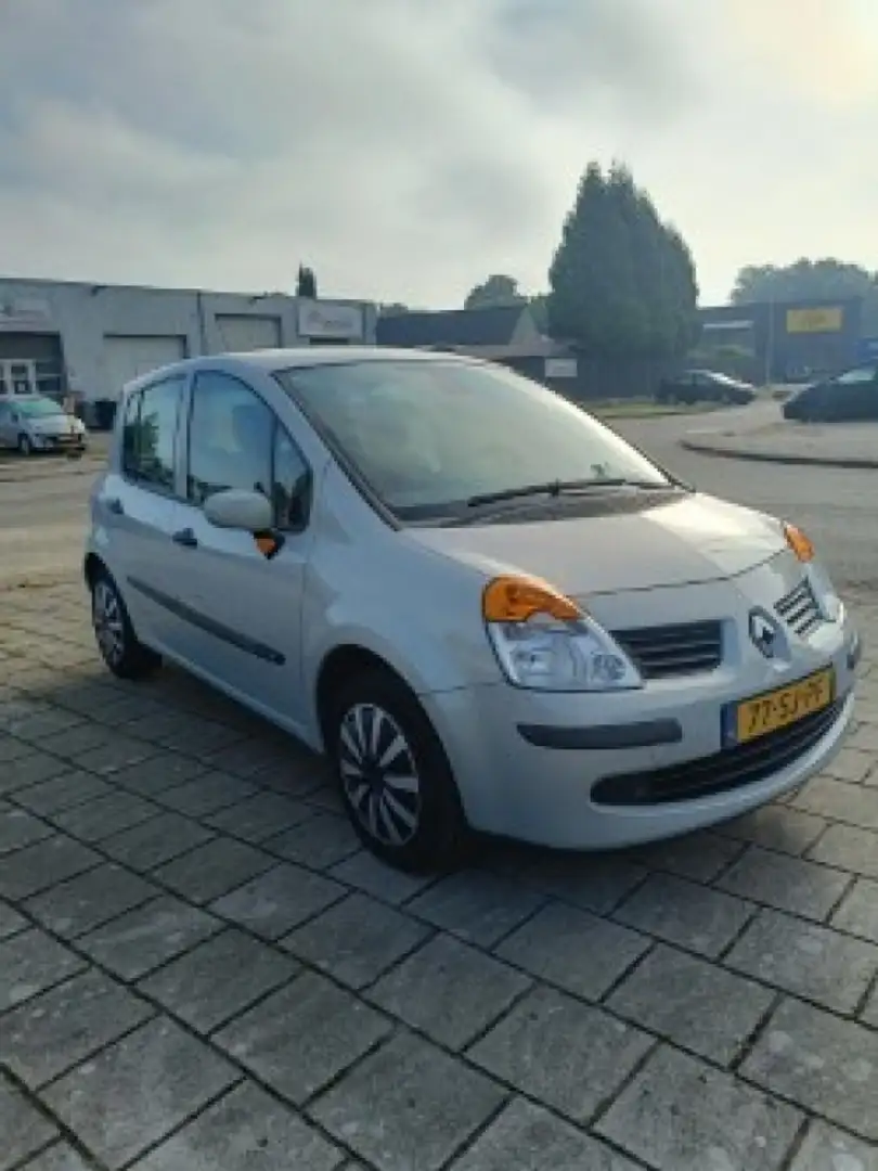 Renault Modus 1.6-16V AUTH.LUXE Gris - 1