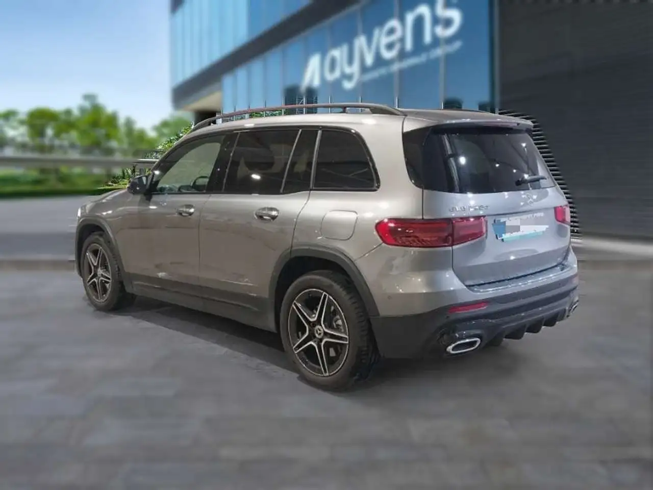 Mercedes-Benz GLB 2026