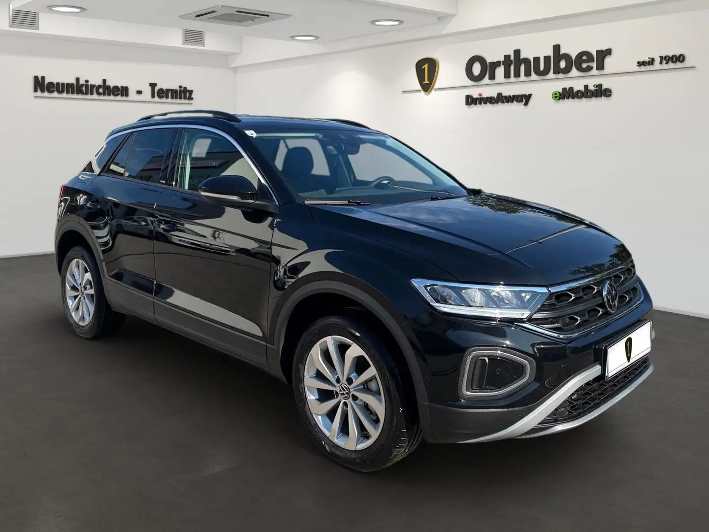 Volkswagen T-Roc Friends TSI DSG Schwarz - 2