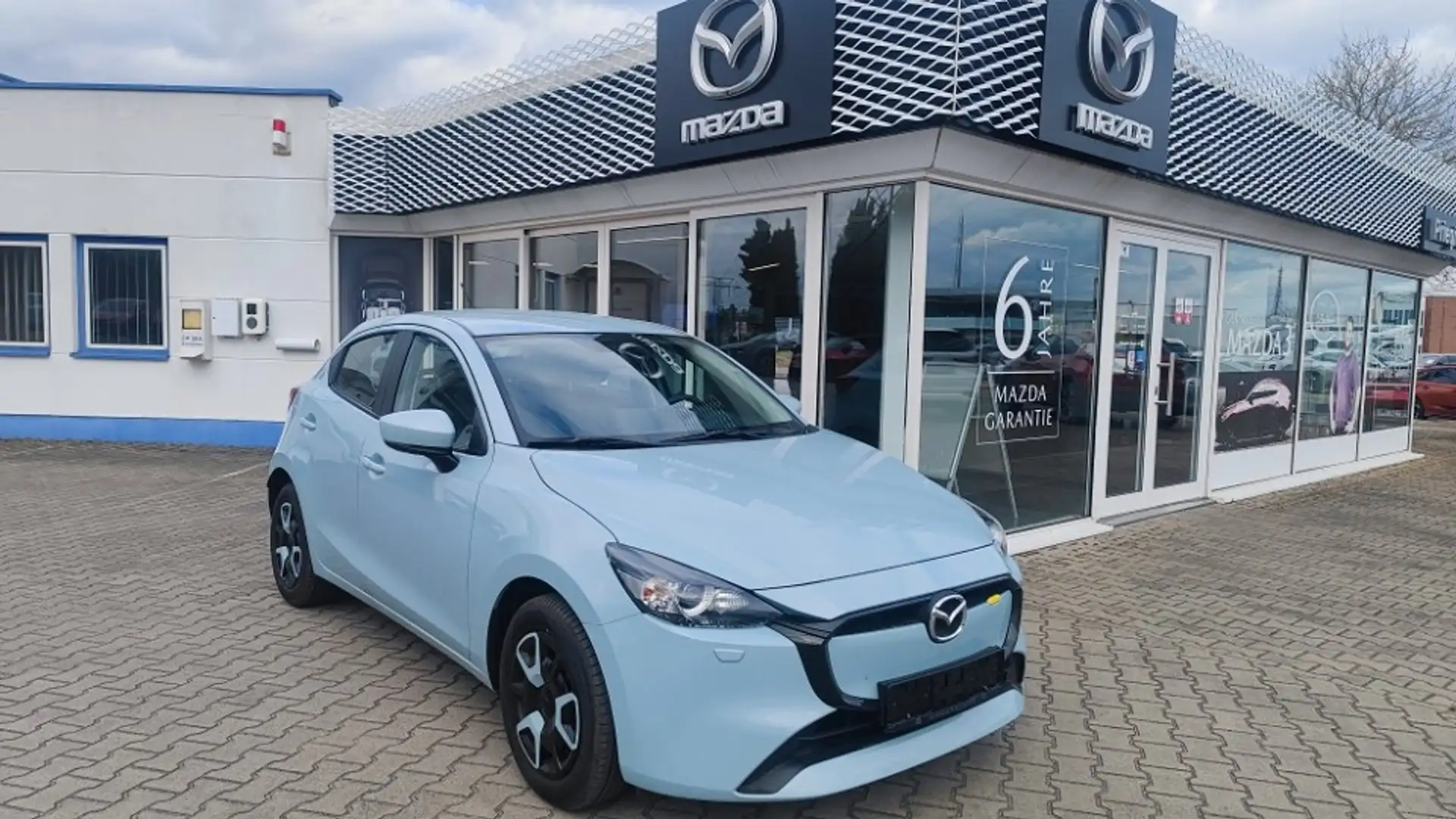 Mazda 2 1.5L SKYACTIV-G 75ps LED-Scheinwerfer, Klimaanlage Blau - 2