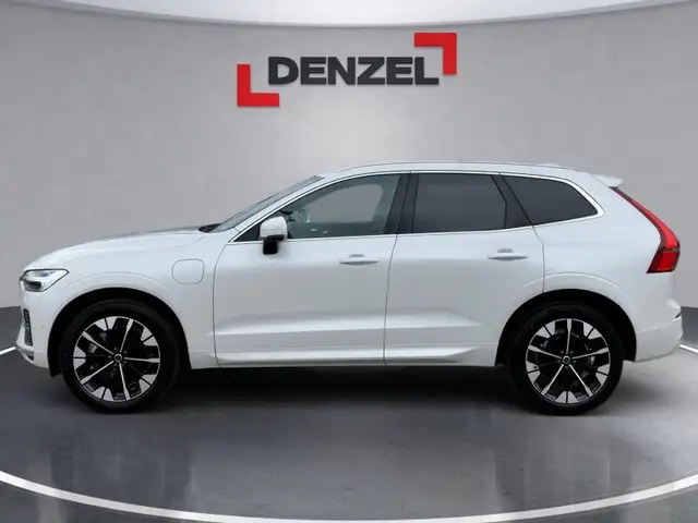 Volvo XC60 Plus, T6 eAWD Plug-in Hybrid, Elektrisch/Benzin, Bright Ansicht 2