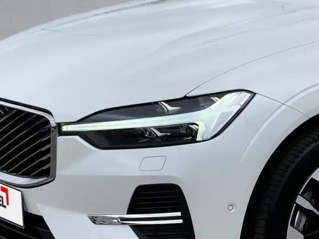 Volvo XC60 Plus, T6 eAWD Plug-in Hybrid, Elektrisch/Benzin, Bright Ansicht 7