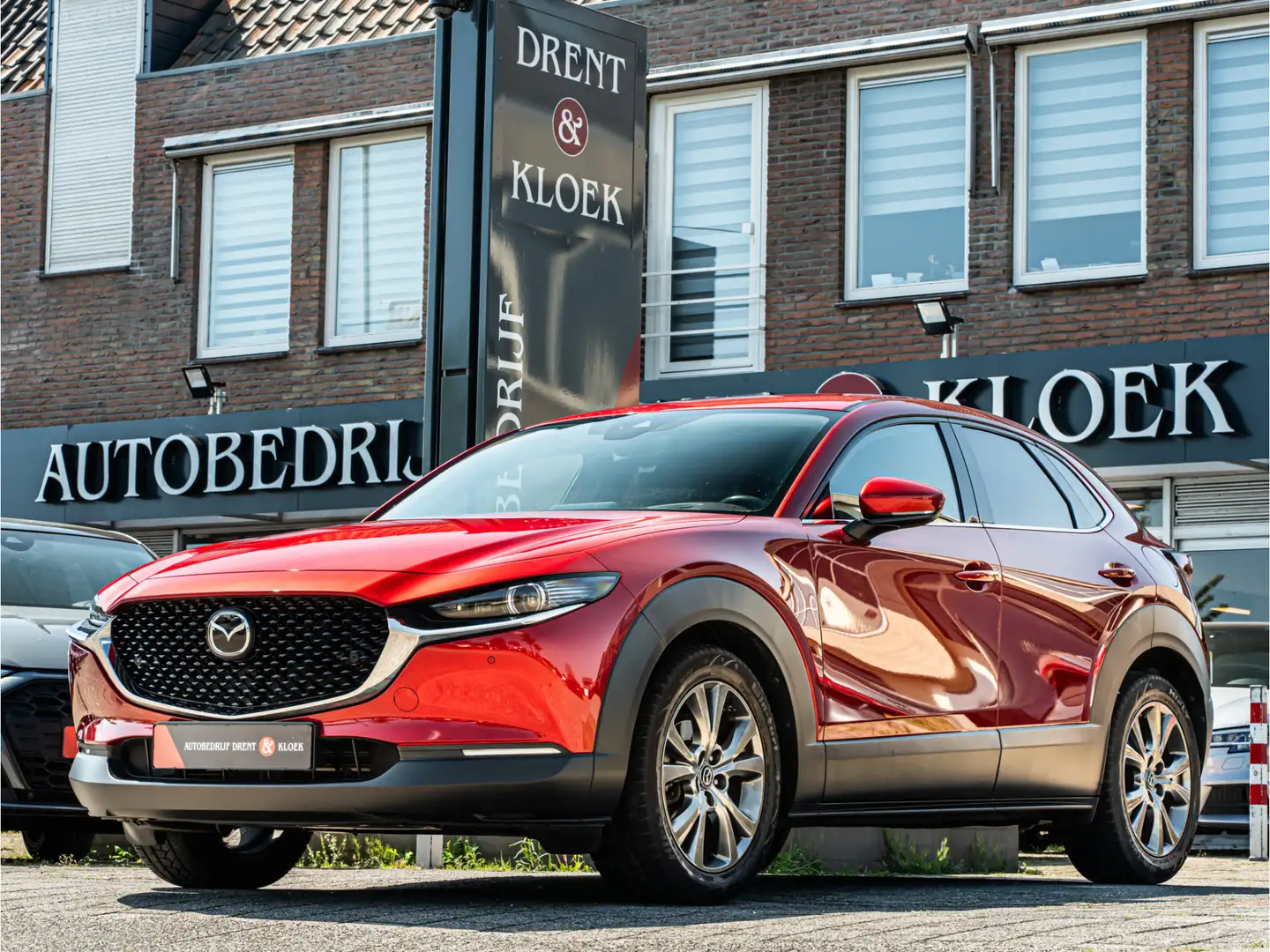 Mazda CX-30 2.0 e-SkyActiv-X M Hybrid Luxury BOSE LEDER TREKHA Rood - 1