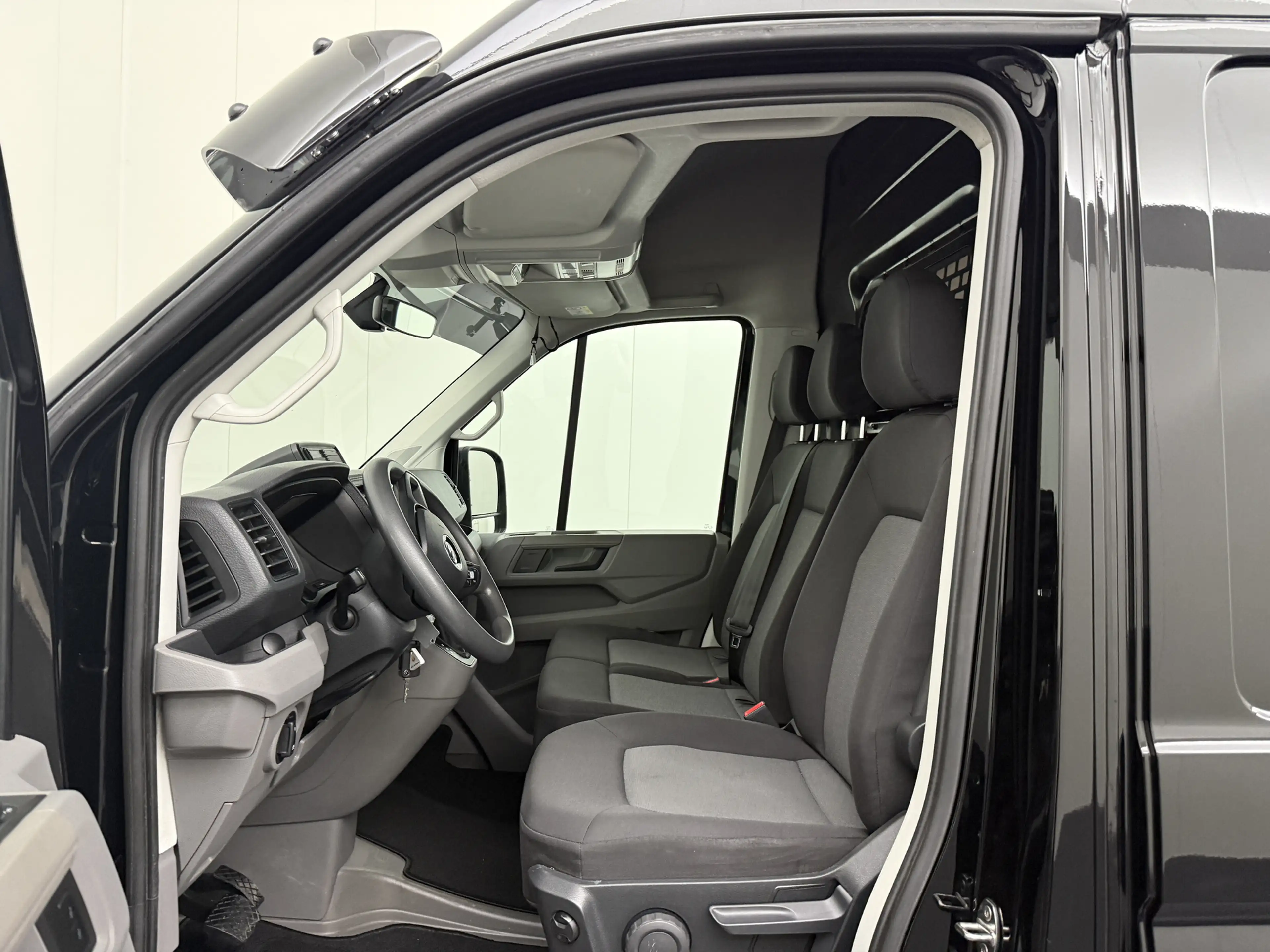 Volkswagen Crafter 2.0TDi 177PK Automaat L3H3 Black Edition | Led | M — photo 27