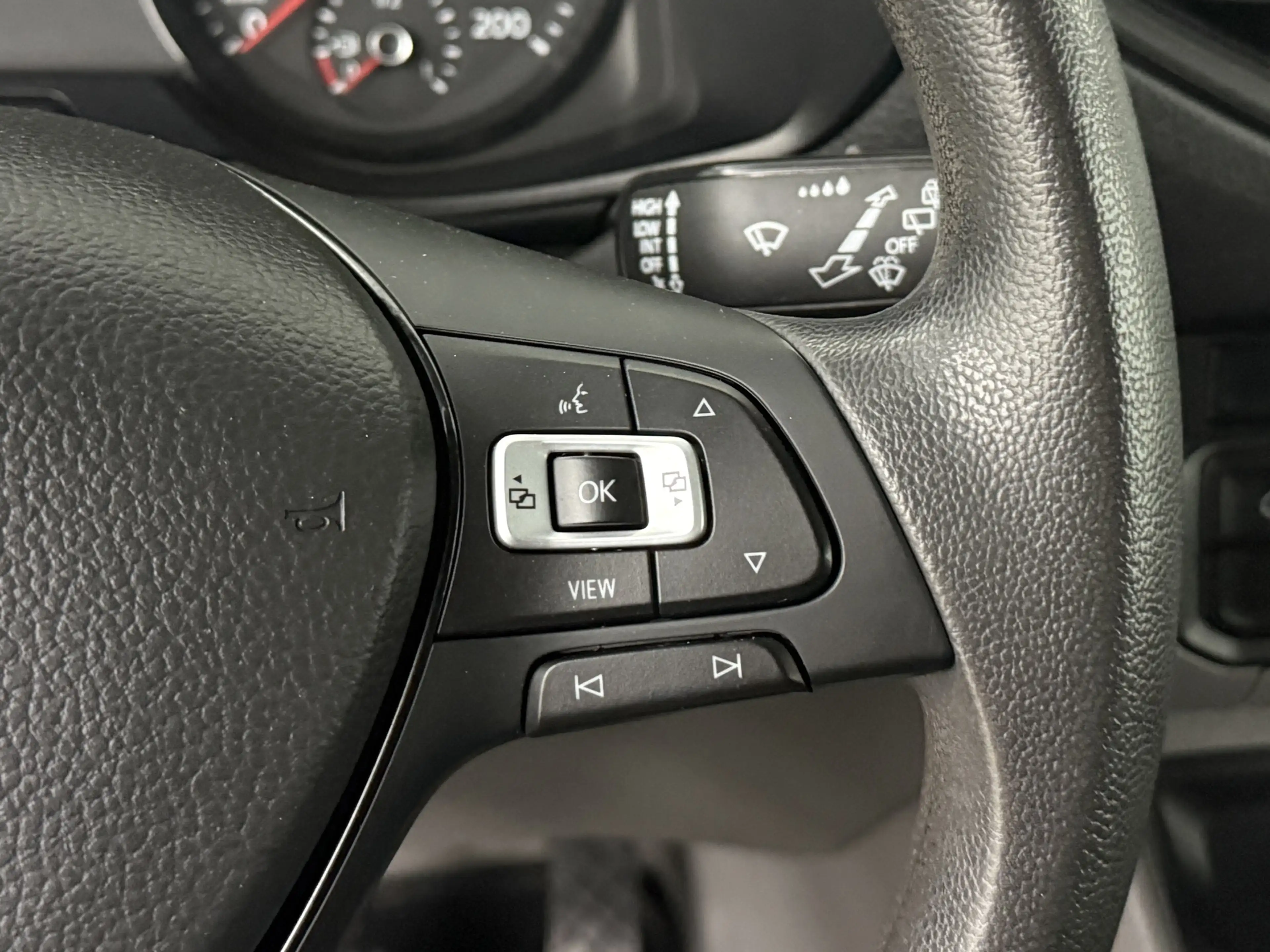 Volkswagen Crafter 2.0TDi 177PK Automaat L3H3 Black Edition | Led | M — photo 19