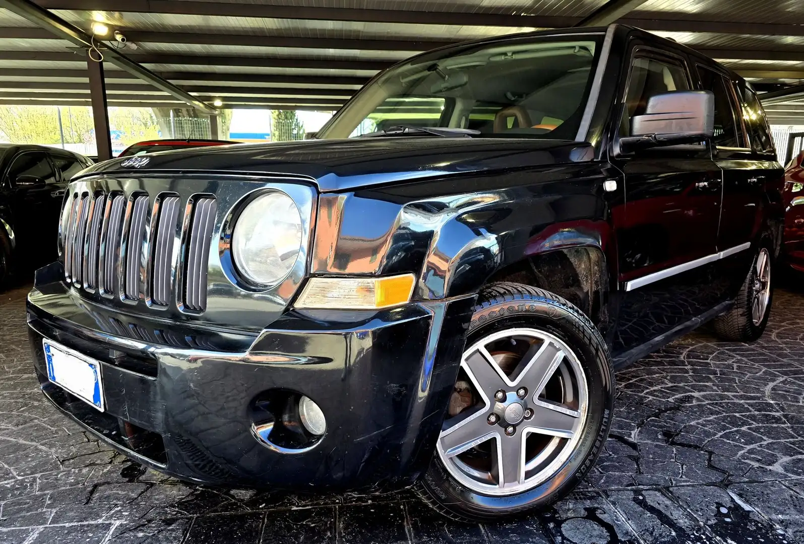 Jeep Patriot DISTRIBUZIONE NUOVA PELLE TOTALE! Чорний - 1