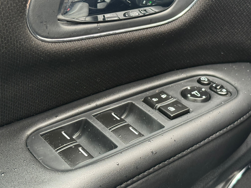 Honda HR-V 1.5 i-VTEC Executive PANO DAK STL VERW CRUISE LMV — photo 16