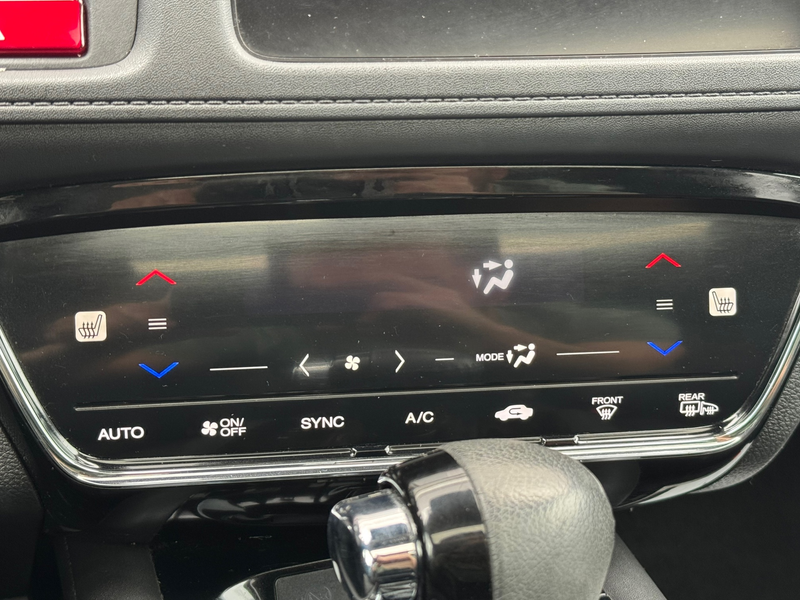 Honda HR-V 1.5 i-VTEC Executive PANO DAK STL VERW CRUISE LMV — photo 12