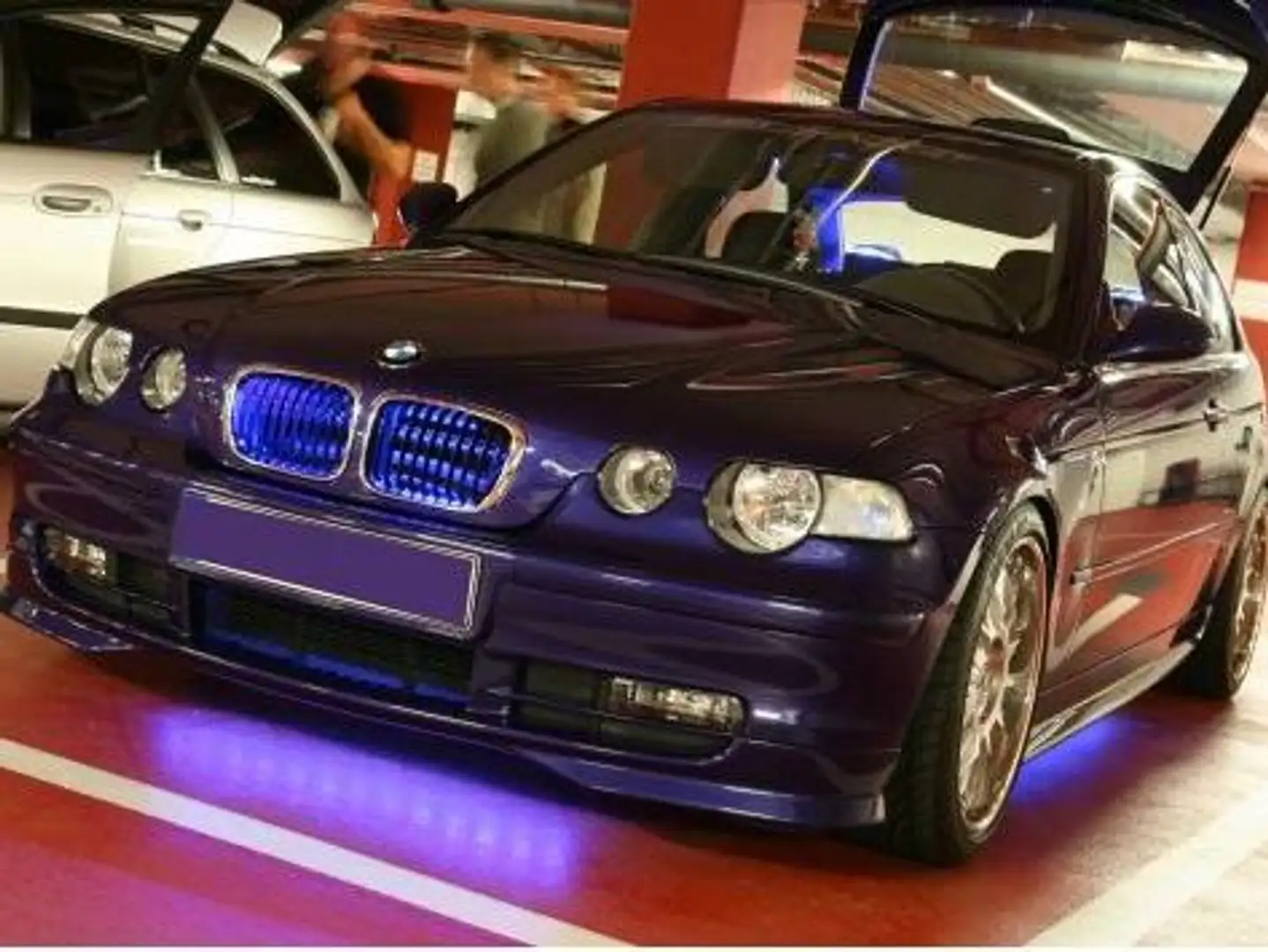 BMW 318 3er 318ti compact Violett - 2