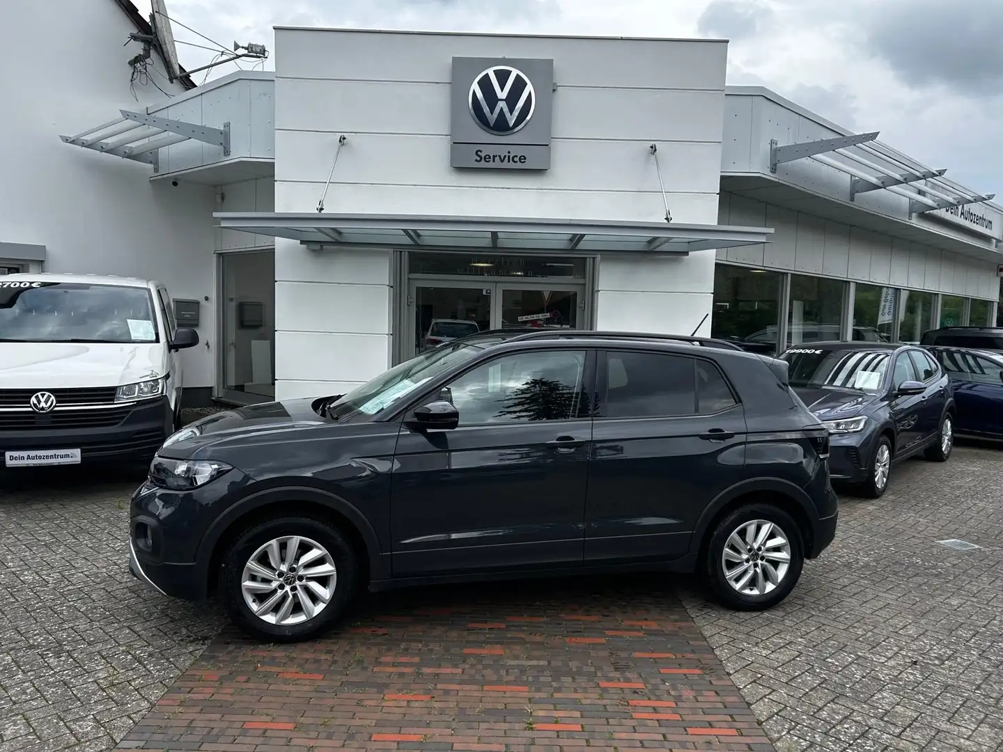 Volkswagen T-Cross 1.0 TSI Life Gris - 2