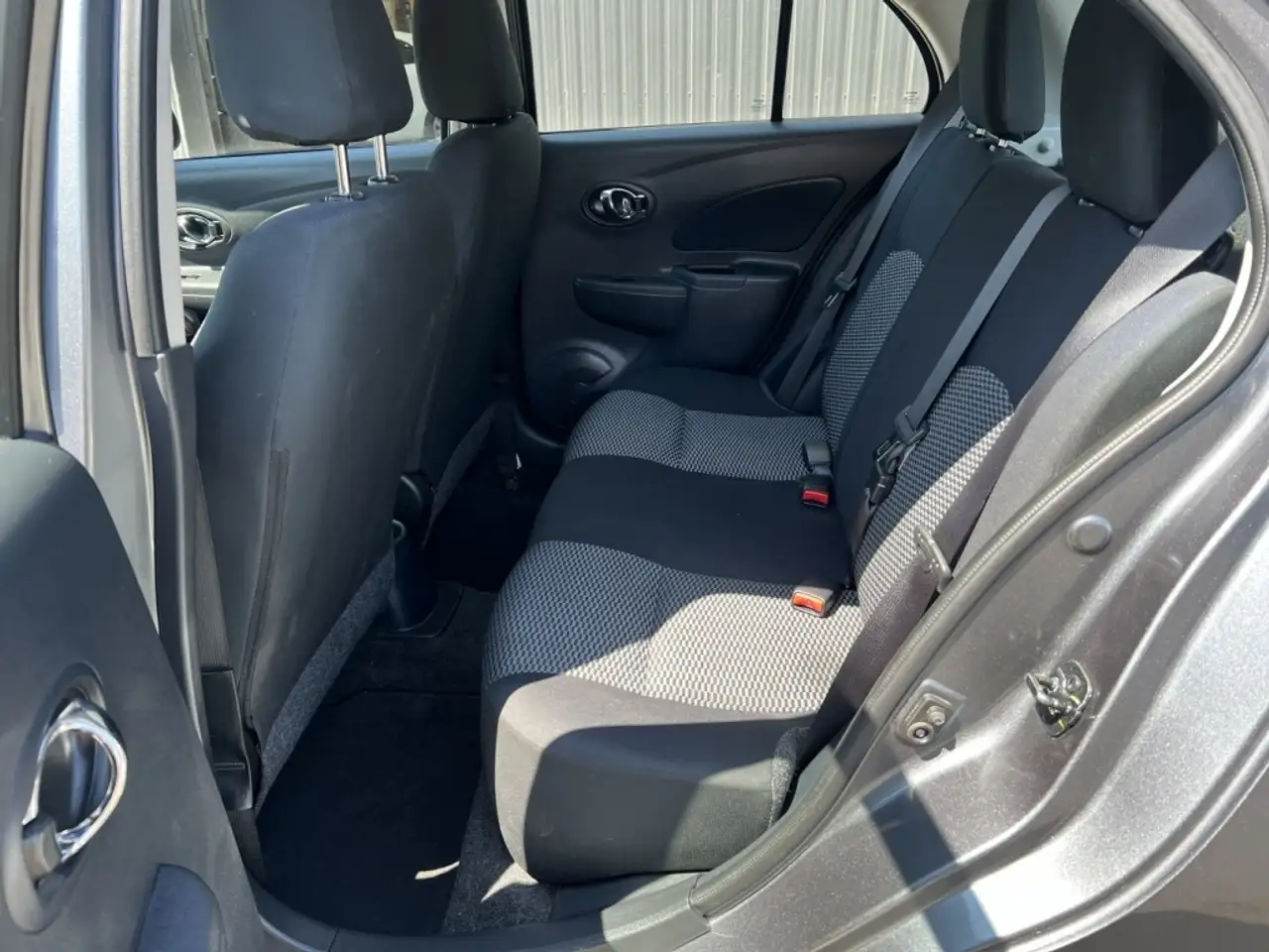Nissan Micra снимка Nissan Micra