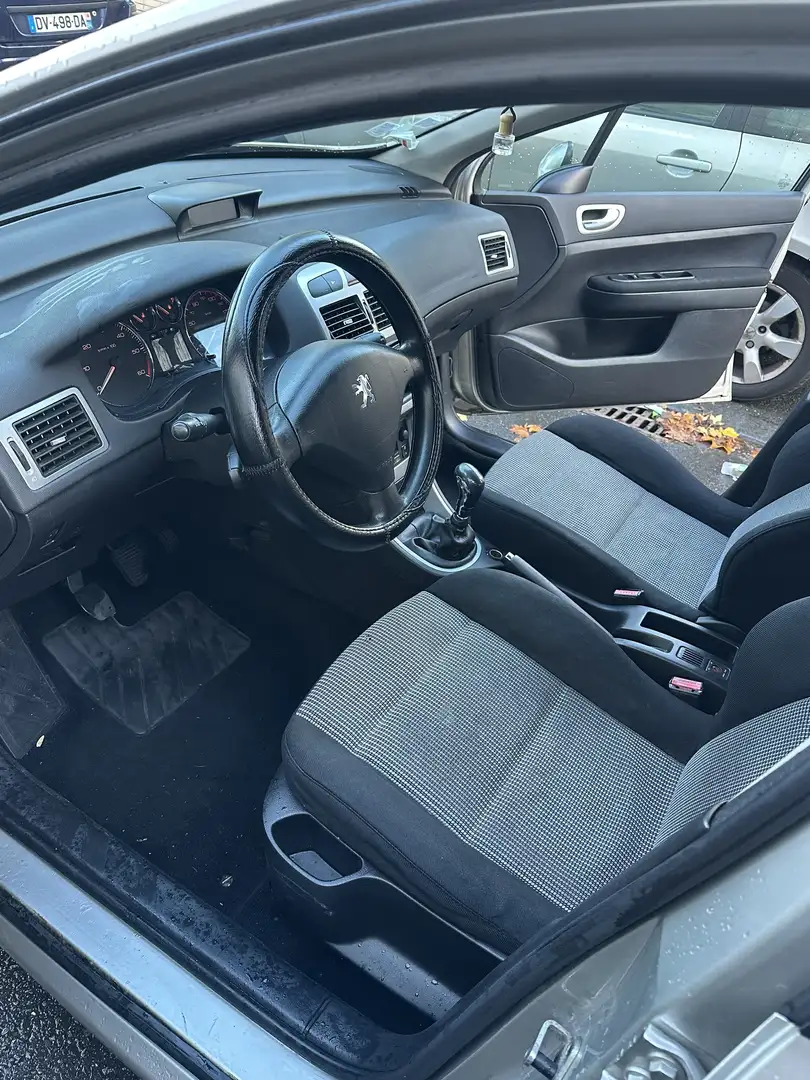 Peugeot 307 1.6 HDi - 110 Griffe - 2