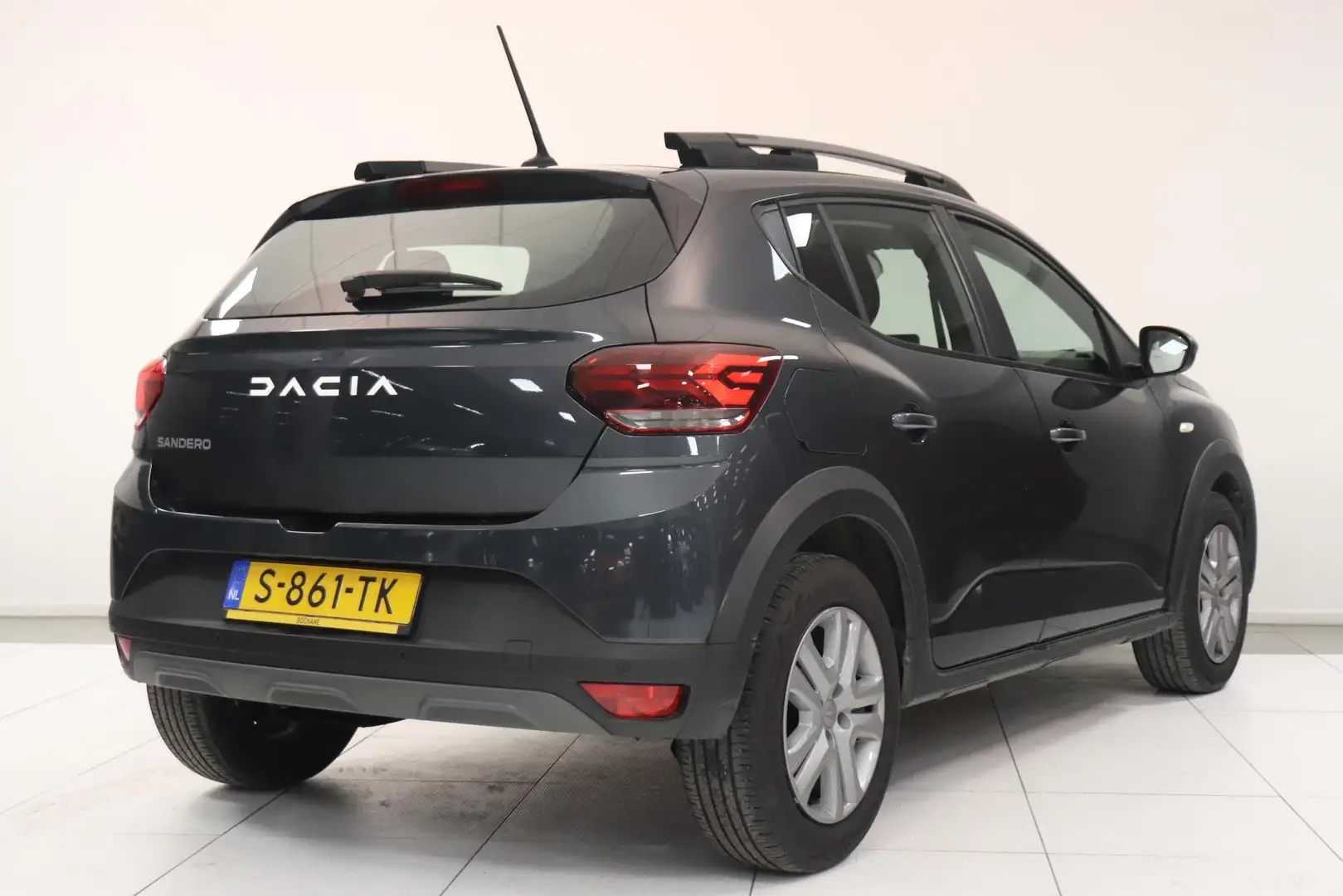 Dacia Sandero Stepway 1.0 TCe 100 ECO-G Expression | Navigatie | Gris - 2