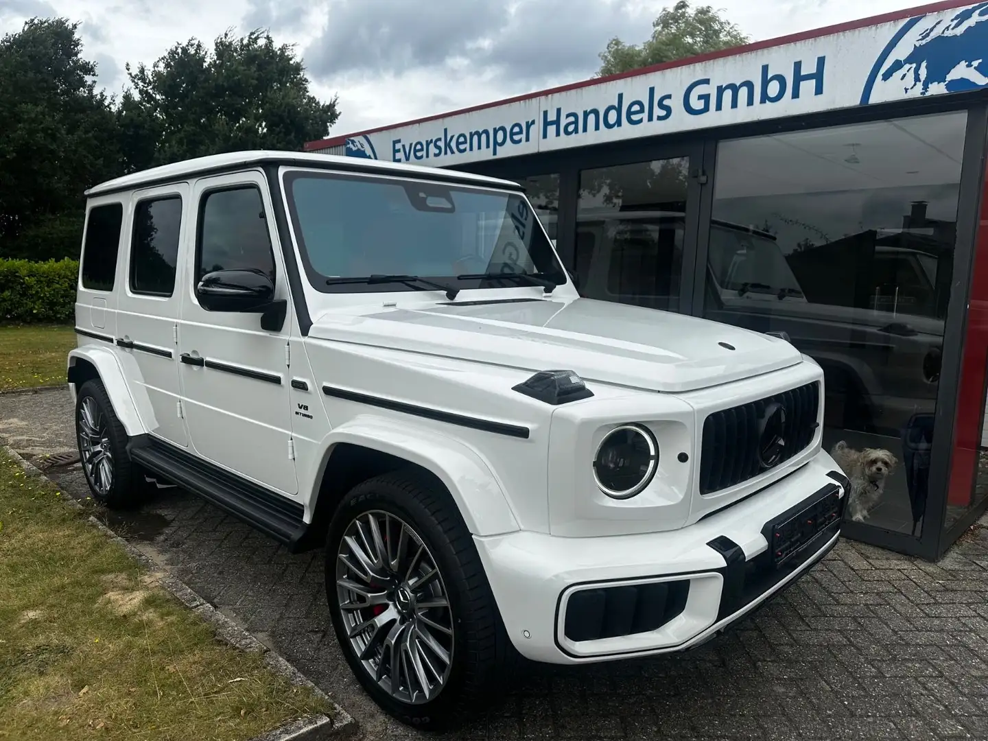 Mercedes-Benz G 63 AMG /Carbon/A22/Keyless/TV Fond/Built2025 Weiß - 1