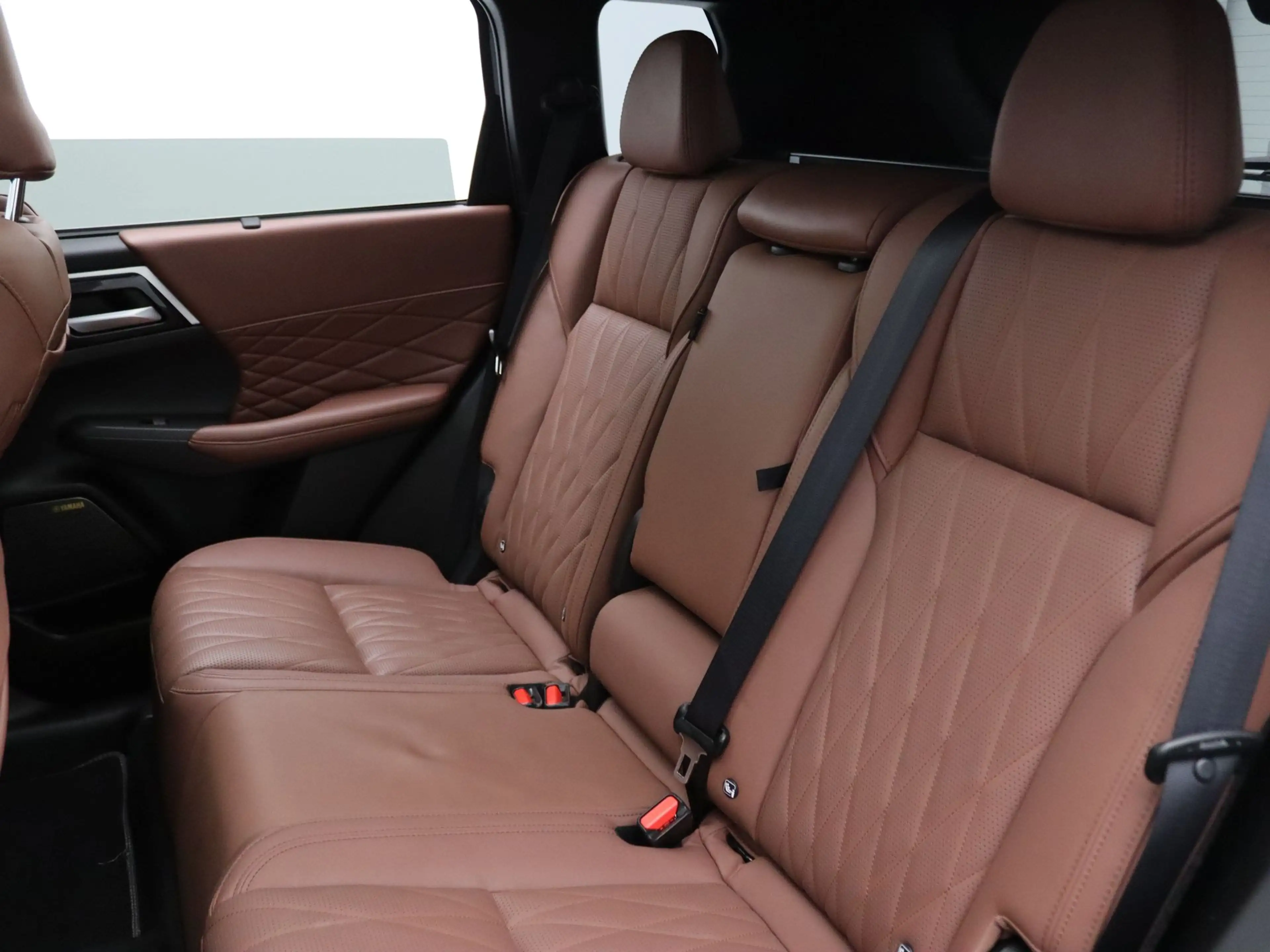 Mitsubishi Outlander 306pk PHEV Instyle+ Apple Carplay/Android Auto | C — photo 36
