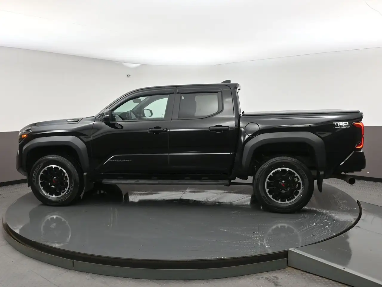 Toyota Tacoma снимка Toyota Tacoma