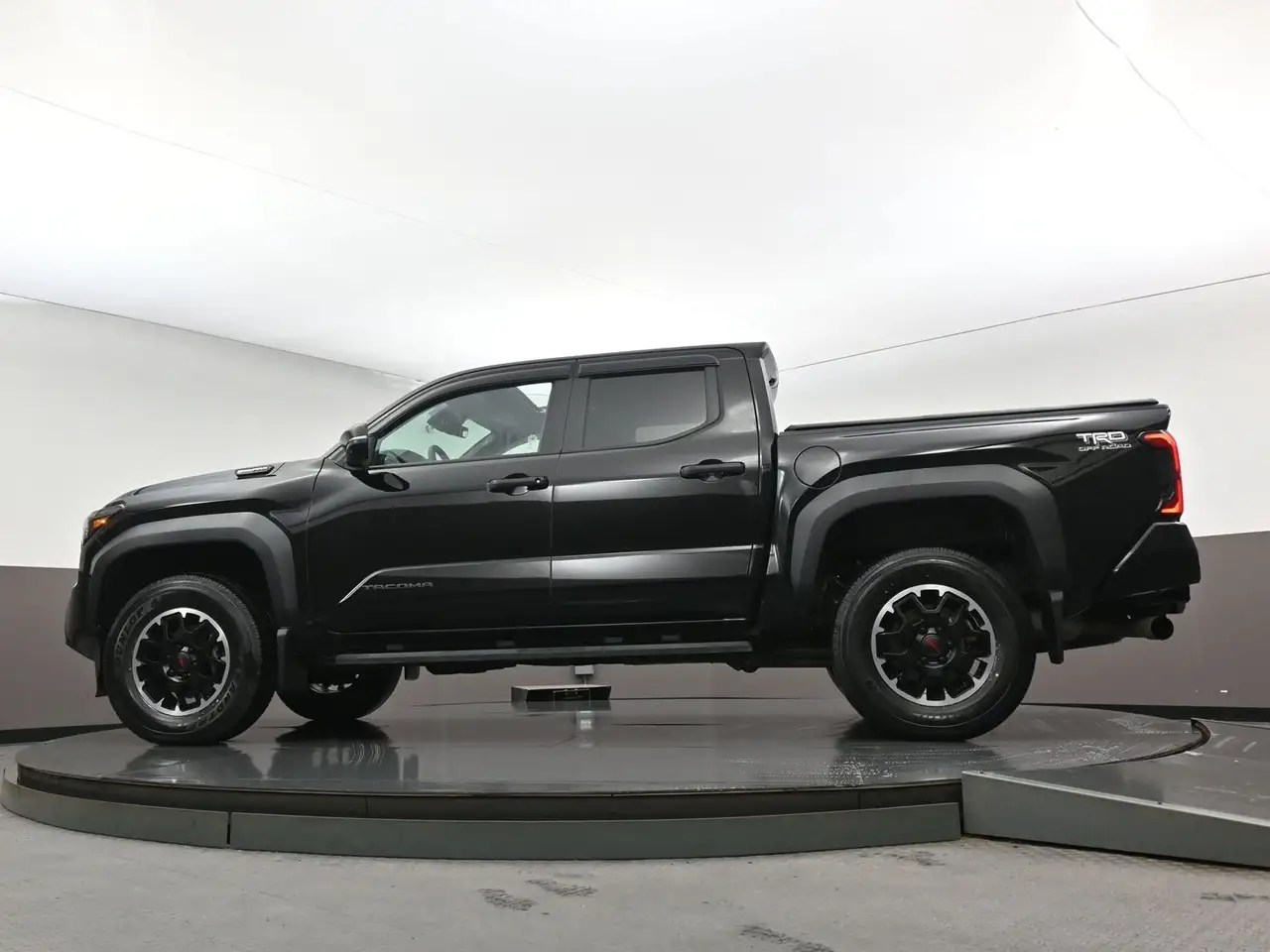 Toyota Tacoma снимка Toyota Tacoma