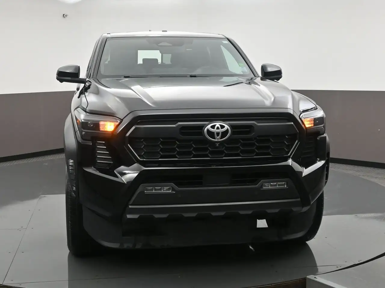 Toyota Tacoma снимка Toyota Tacoma