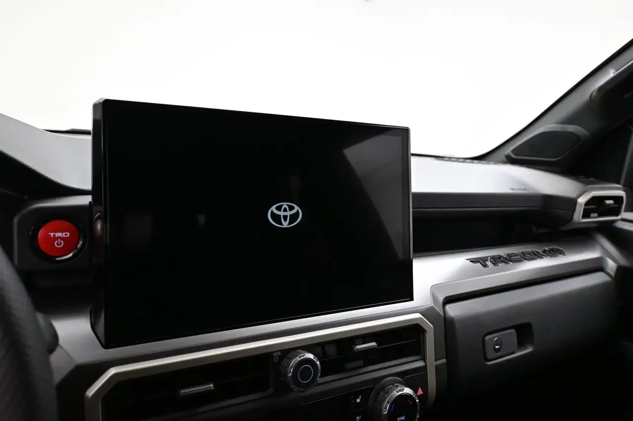Toyota Tacoma снимка Toyota Tacoma