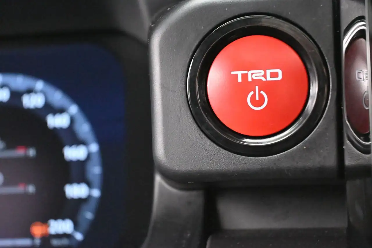 Toyota Tacoma снимка Toyota Tacoma