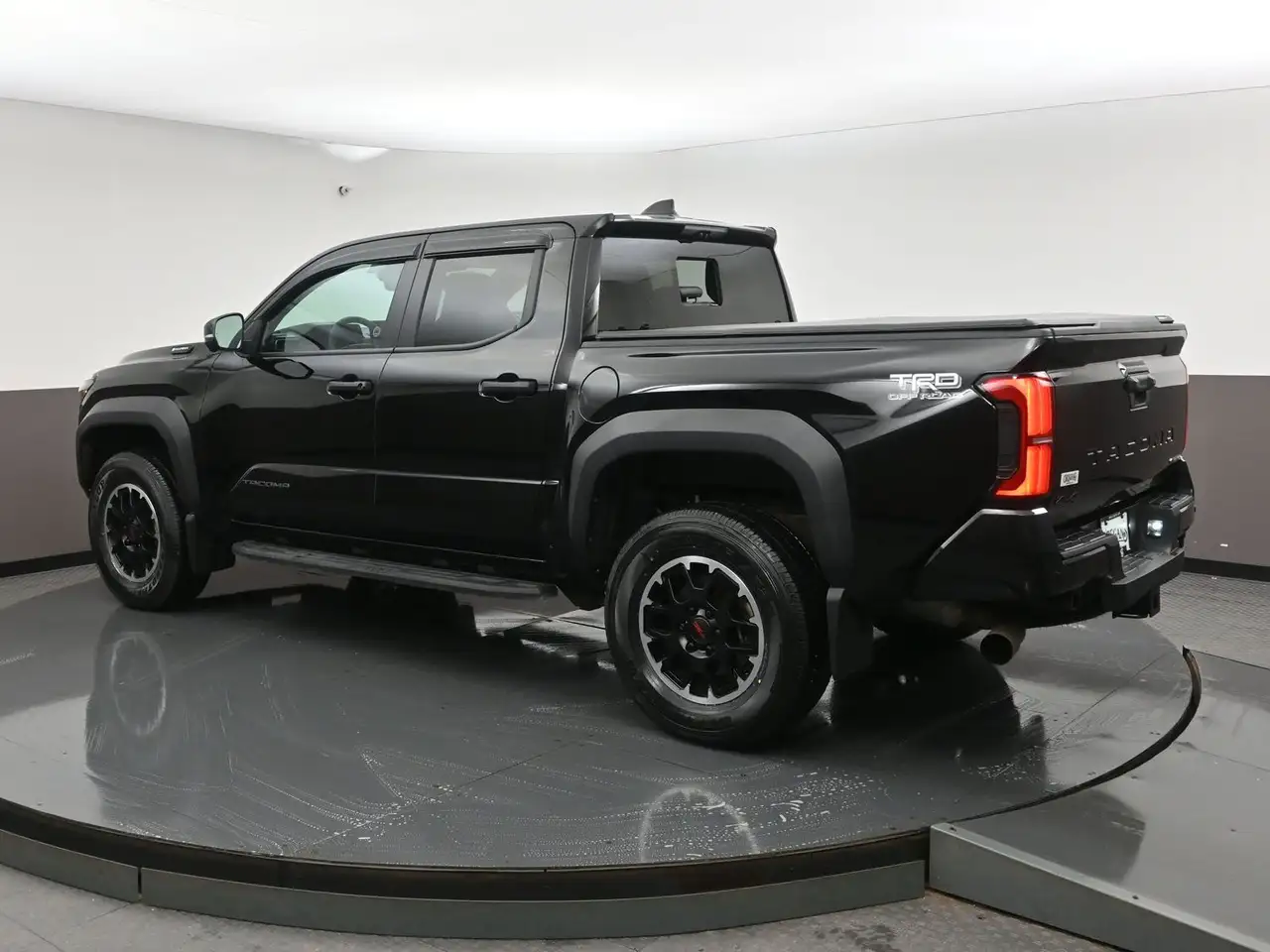 Toyota Tacoma снимка Toyota Tacoma