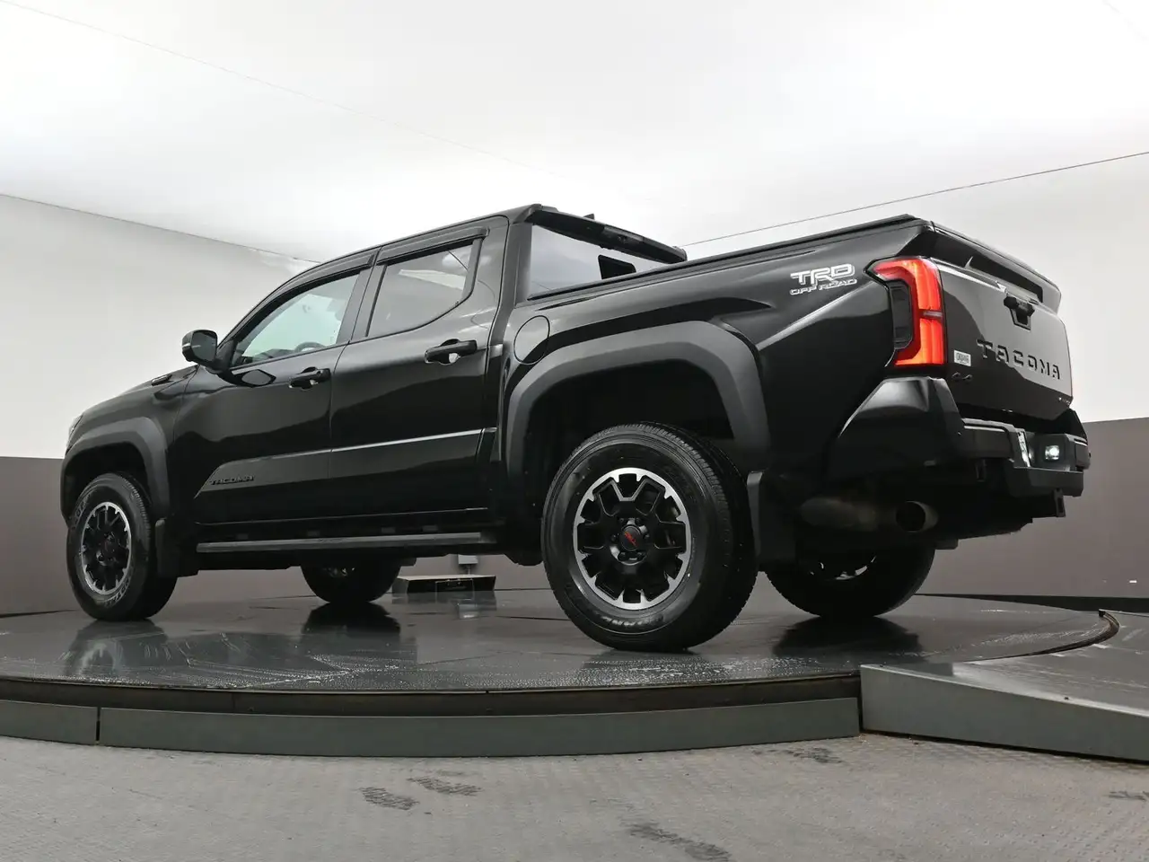 Toyota Tacoma снимка Toyota Tacoma