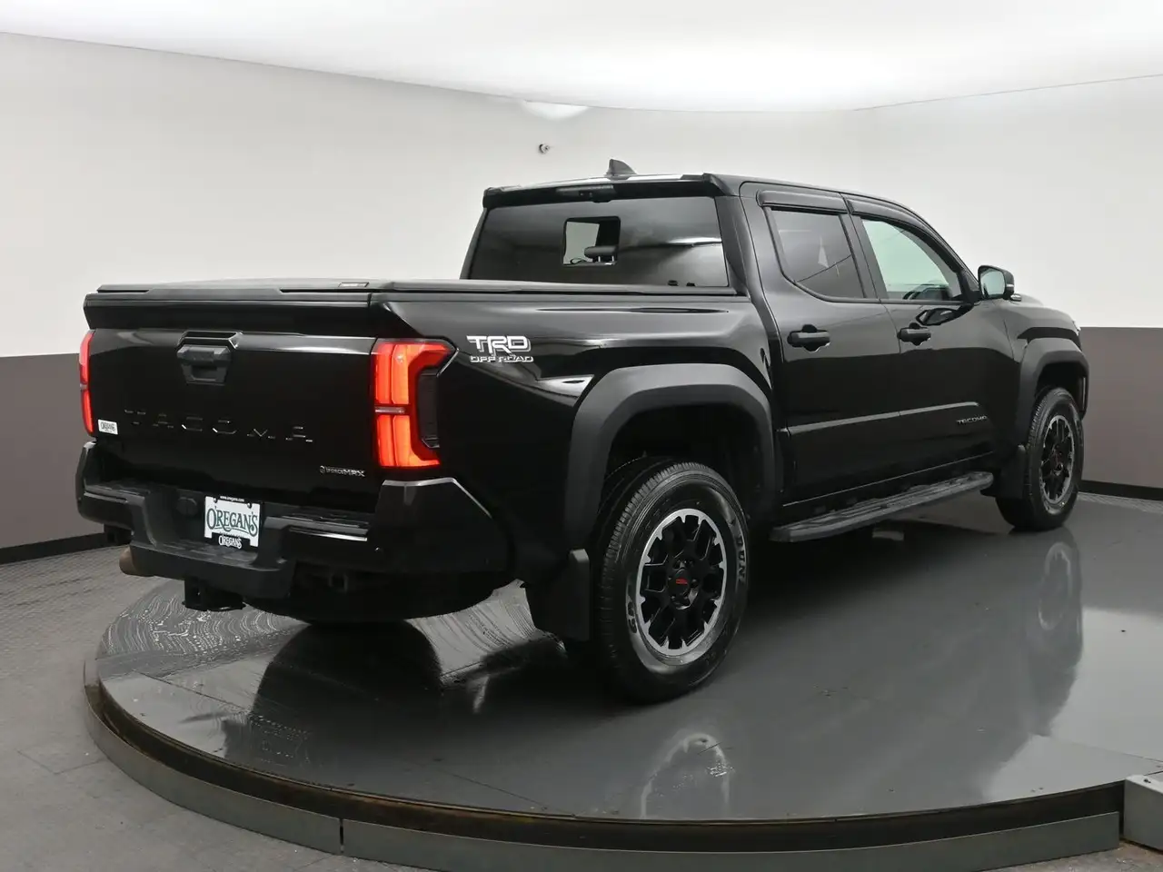 Toyota Tacoma снимка Toyota Tacoma
