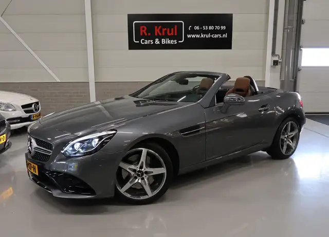 Mercedes-Benz SLC 200 AMG Leer Nekverwarming Panoramadak Navigatie Camer