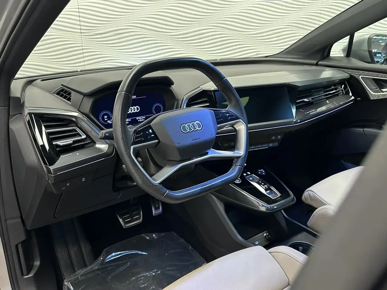 Audi Q4 40 e-tron*77 kWh*S-LINE*95.3% SOH*562 KM WLTP*, миниатюра 23