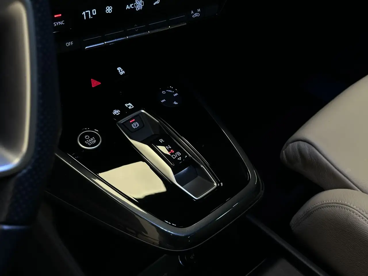 Audi Q4 40 e-tron*77 kWh*S-LINE*95.3% SOH*562 KM WLTP*, миниатюра 28