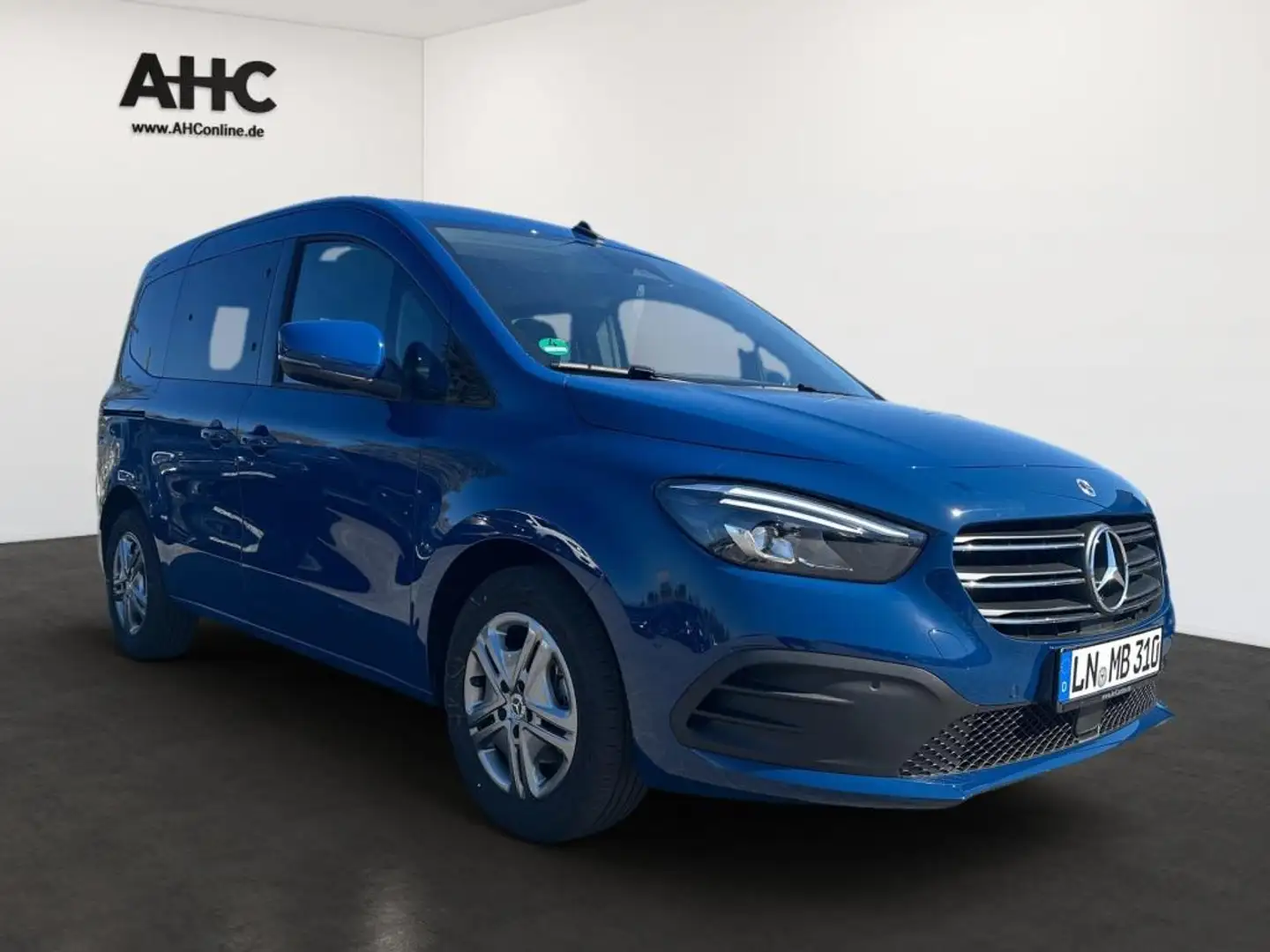 Mercedes-Benz T-Class T 180 d STYLE Standard LED KAM Navi SHZ ParkA Bleu - 2