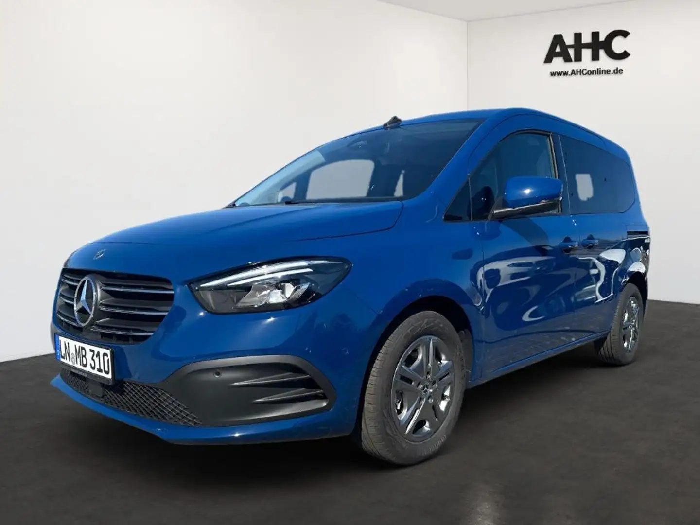 Mercedes-Benz T-Class T 180 d STYLE Standard LED KAM Navi SHZ ParkA Bleu - 1