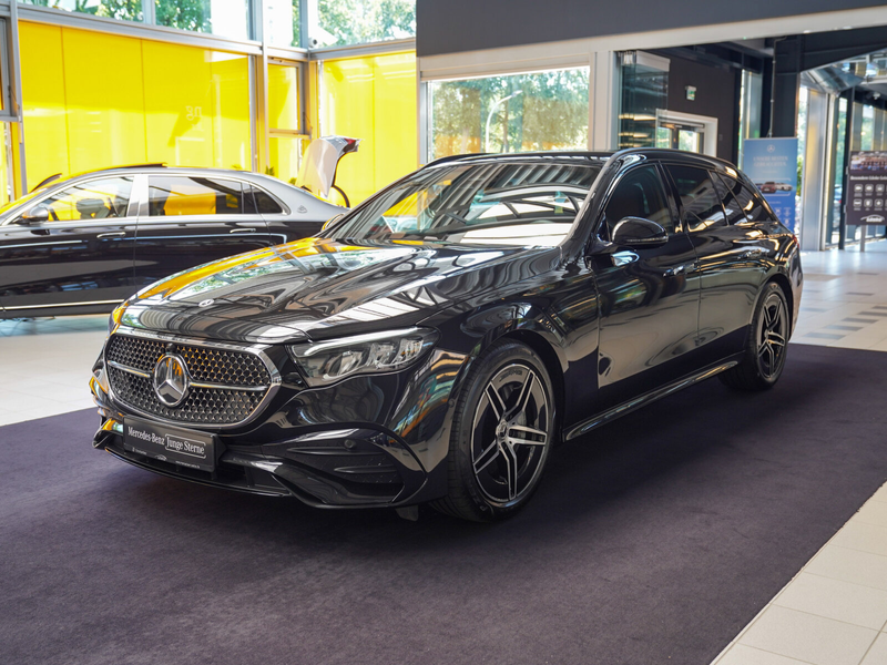 Mercedes-Benz E 220 E 220 d T AMG Line Night Superscreen Burmester — photo 8