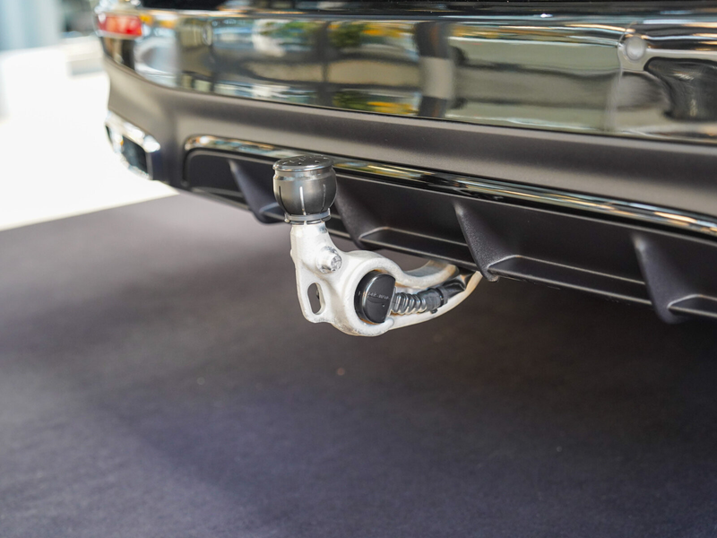 Mercedes-Benz E 220 E 220 d T AMG Line Night Superscreen Burmester — photo 6