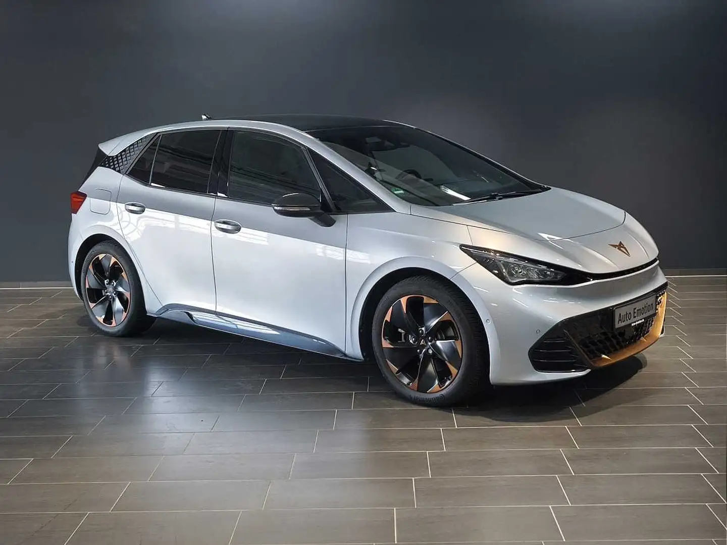 CUPRA Born 204 PS 58kWh*Glasdach*GJR* Zilver - 2