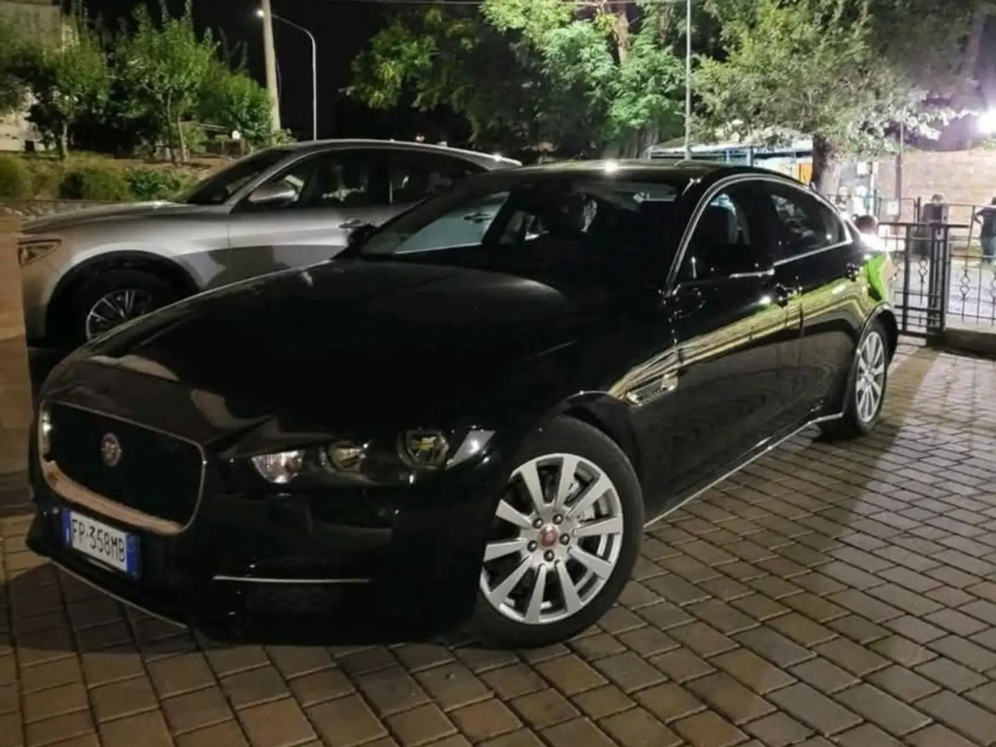 Jaguar XE 2.0d Prestige Business edition 180cv auto - 2