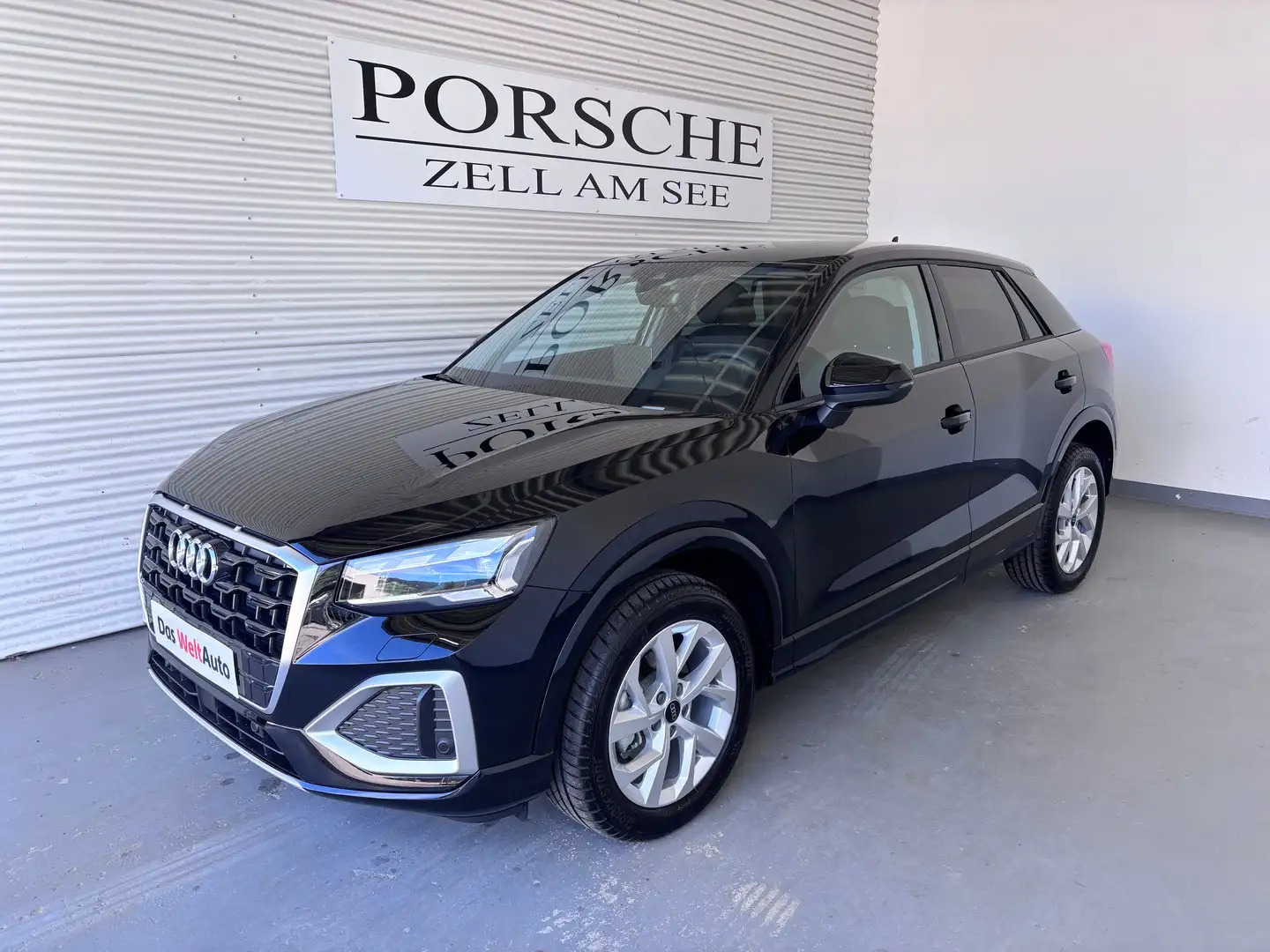 Audi Q2 30 TFSI admired Schwarz - 1