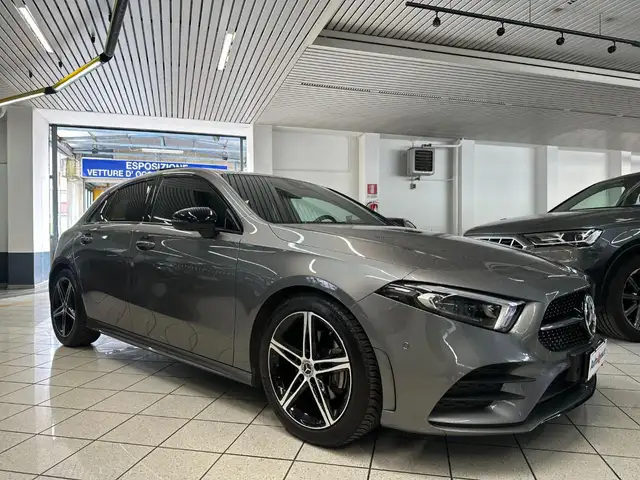 Mercedes-Benz A 200 PREMIUM UNICO PROPRIETARIO TETTO PANORAMICO